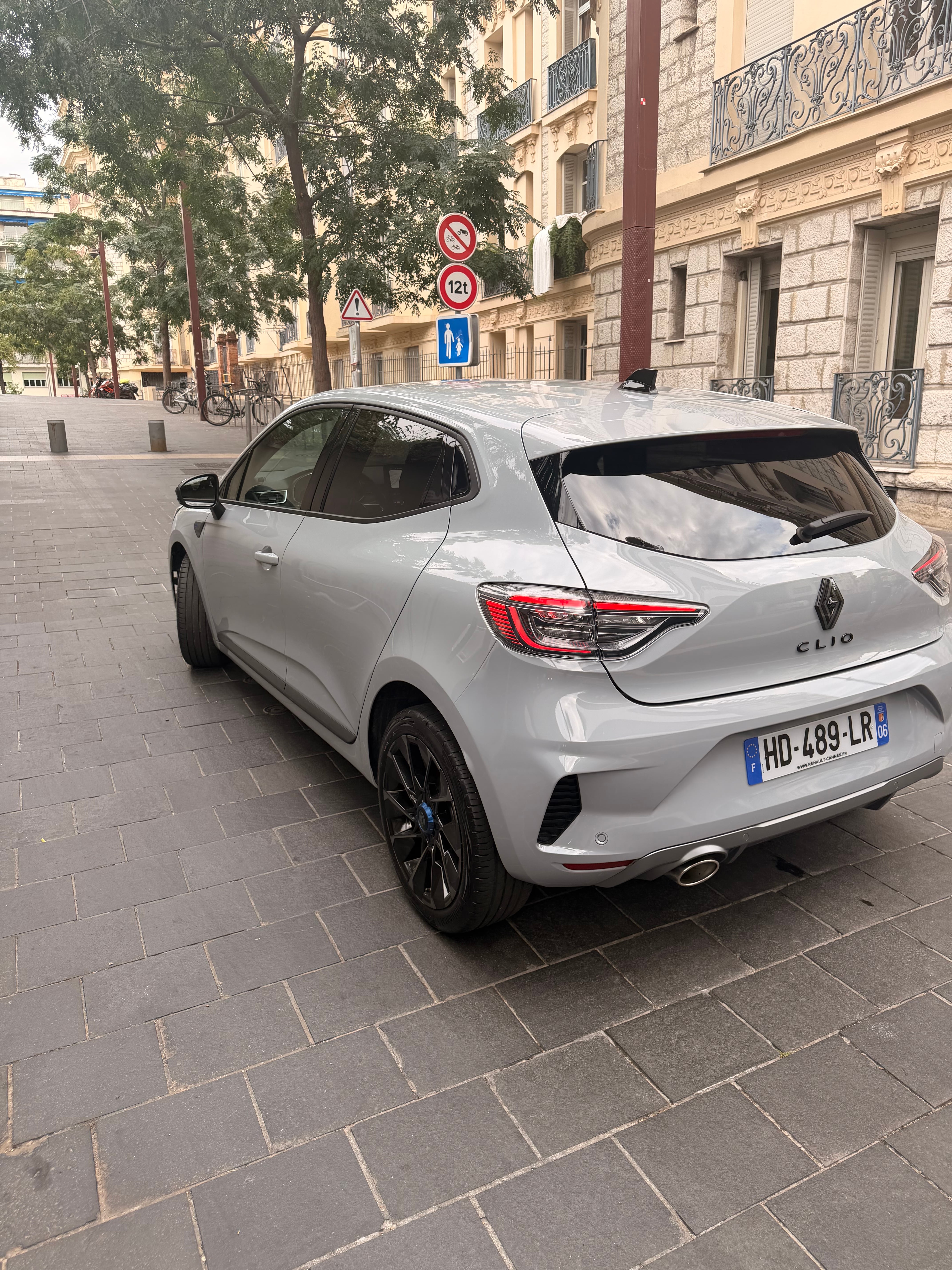 Renault Clio Alpine med Ryggekamera