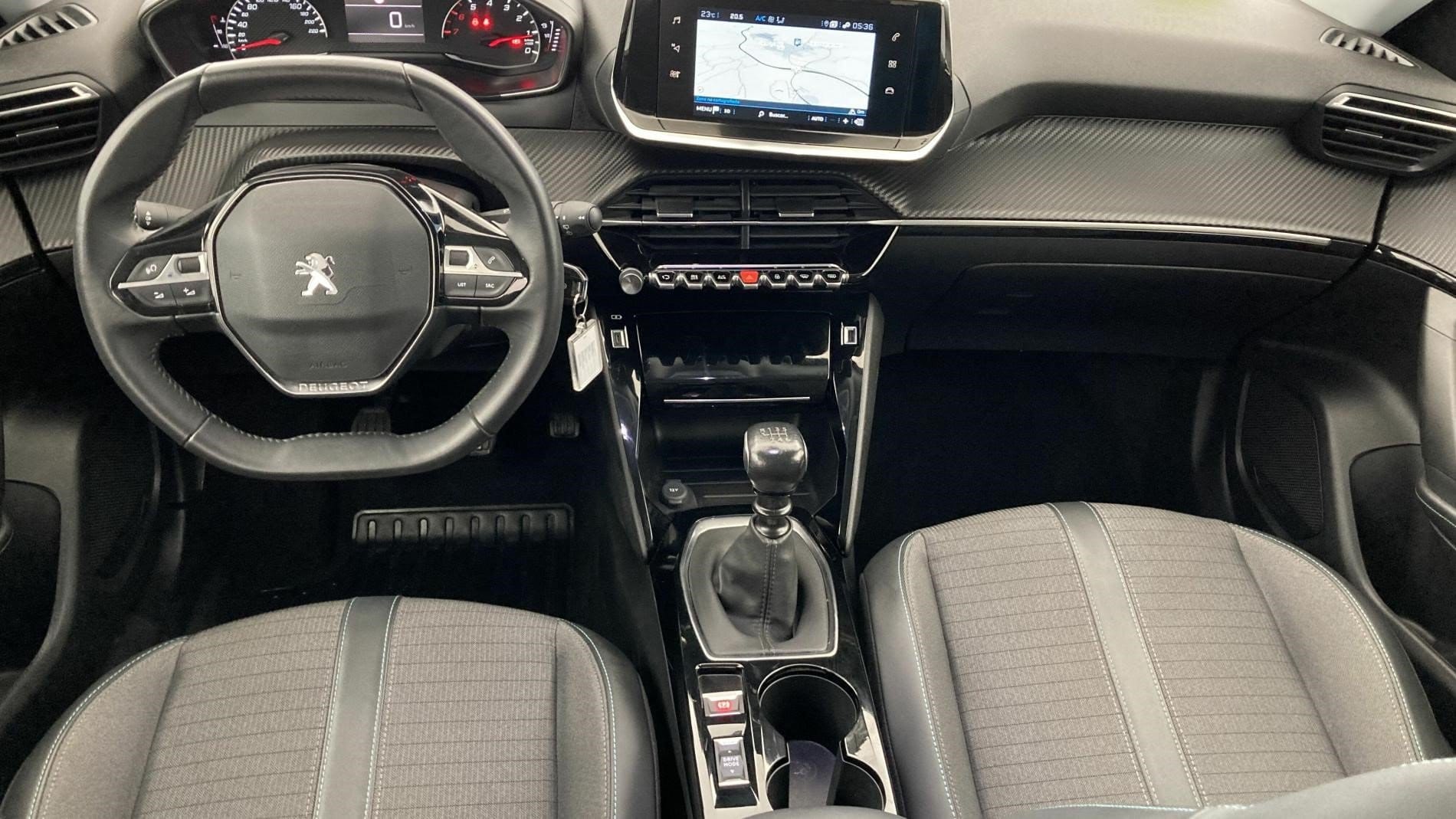 Peugeot 2008 Peugeot 2008 Allure 1.2 PURETECH 100 with Cruise control