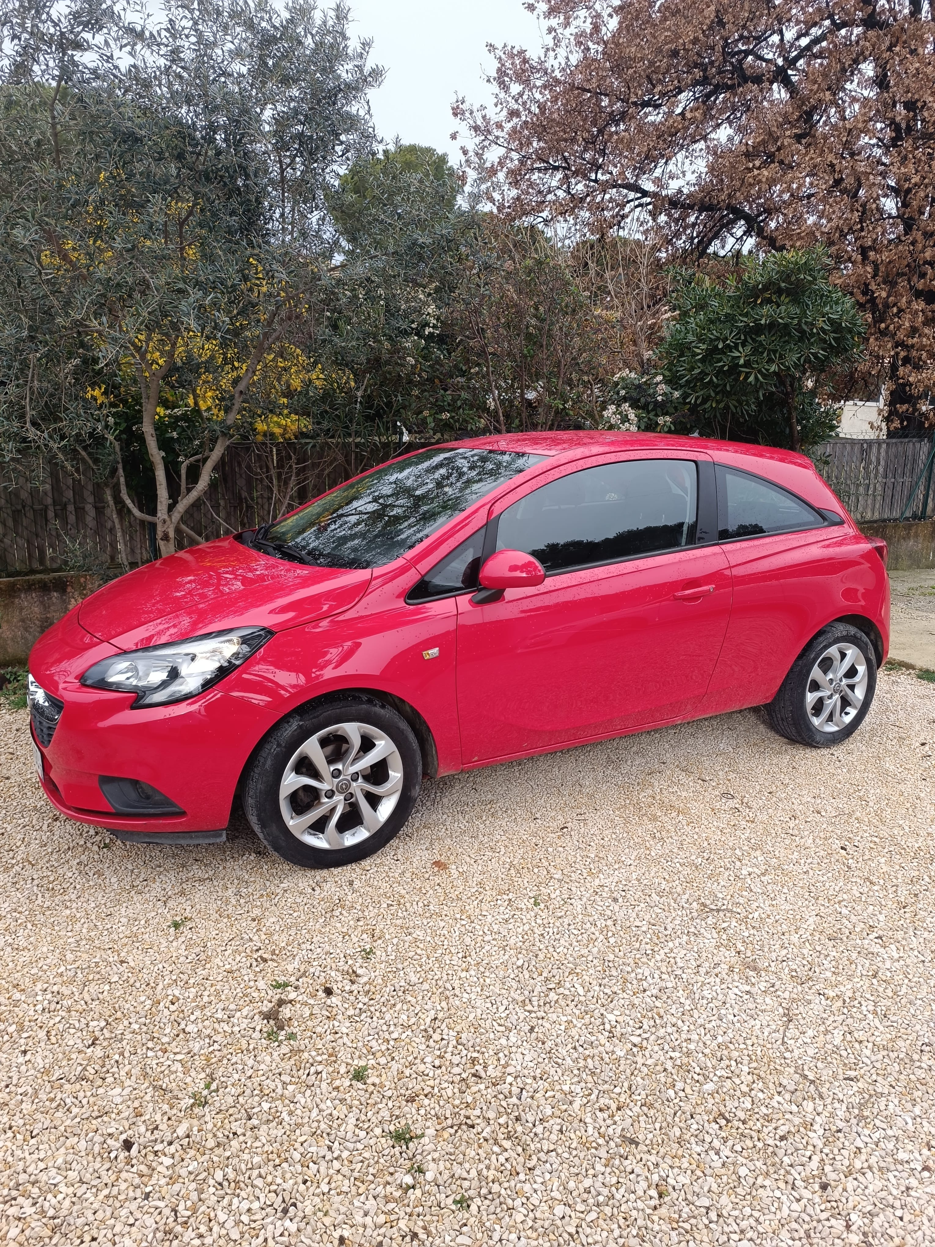 Opel Corsa, 2016, Essence 95