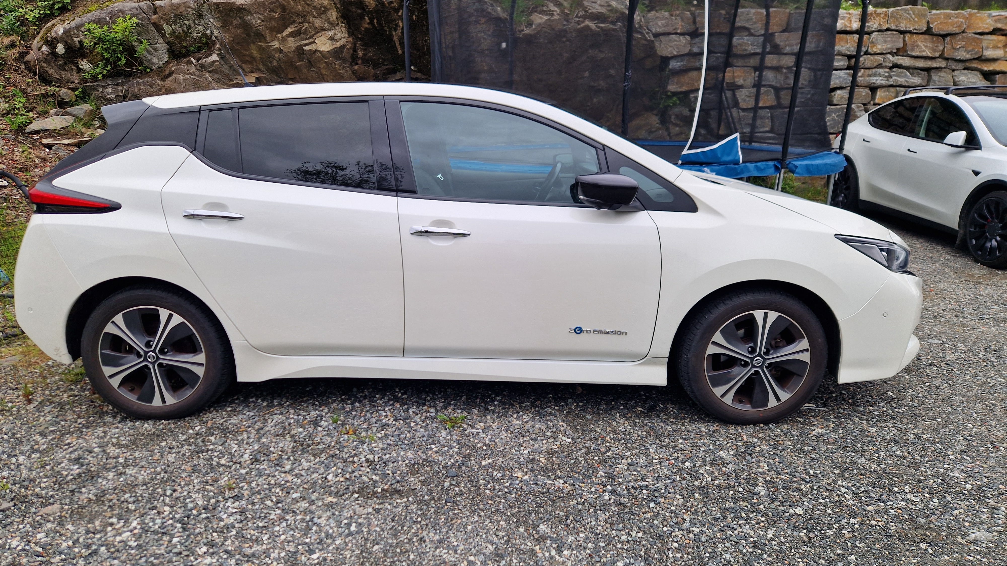 Nissan Leaf Tekna versjon (skinnseter/ bose/ ryggekamera)., 2018, Elektrisk, automatisk