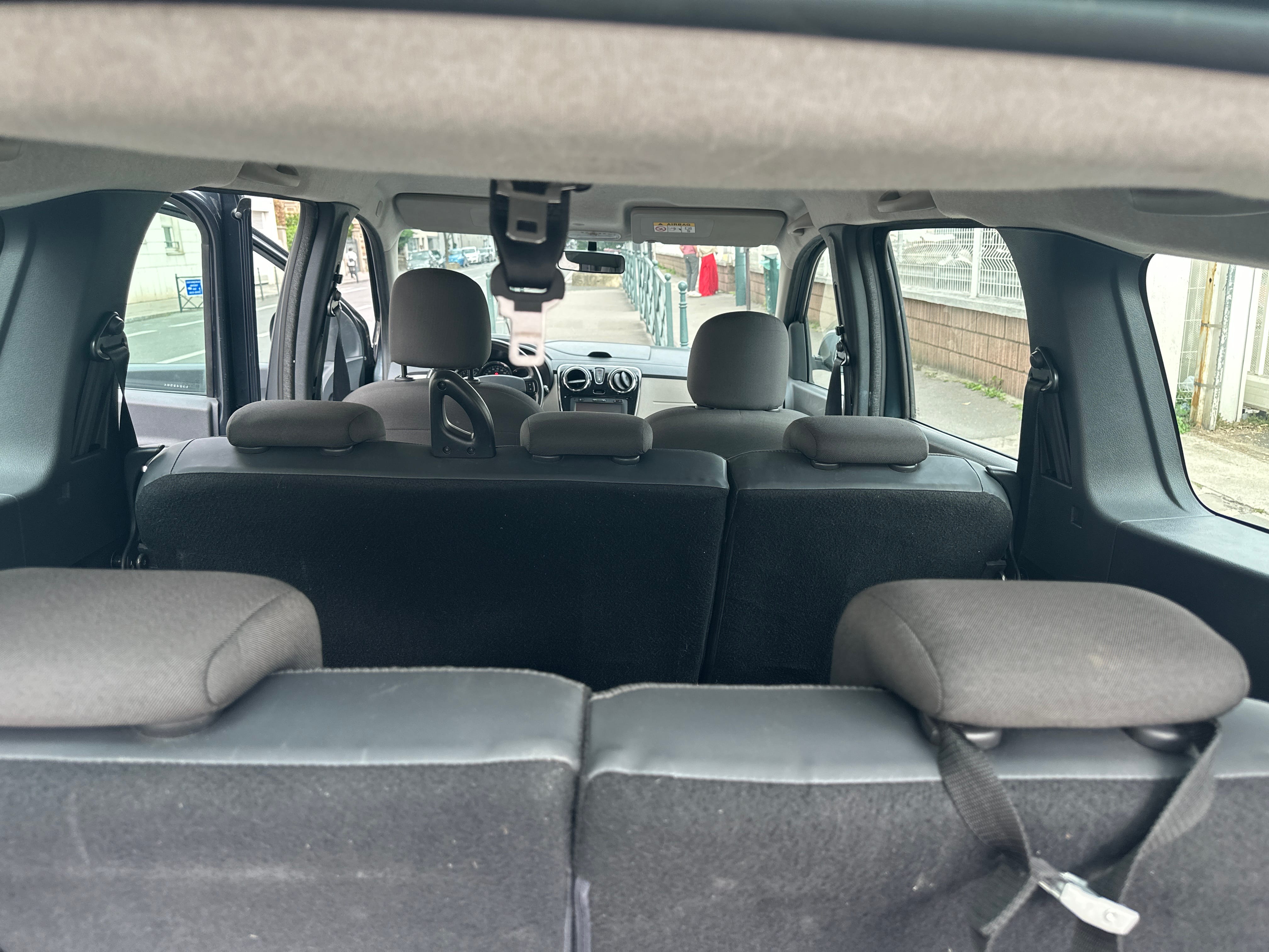 Dacia Lodgy avec GPS