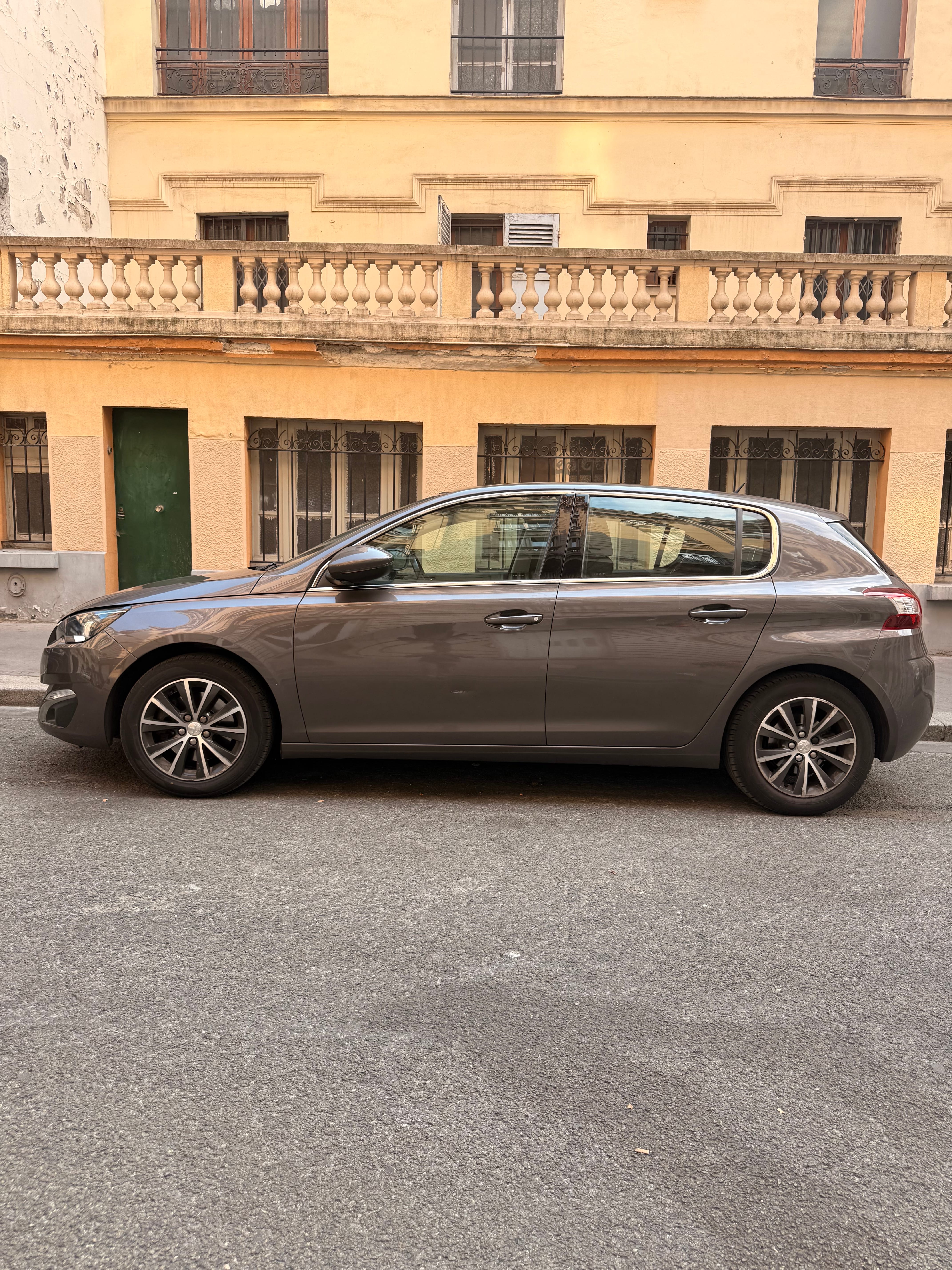 Peugeot 308 avec Climatisation