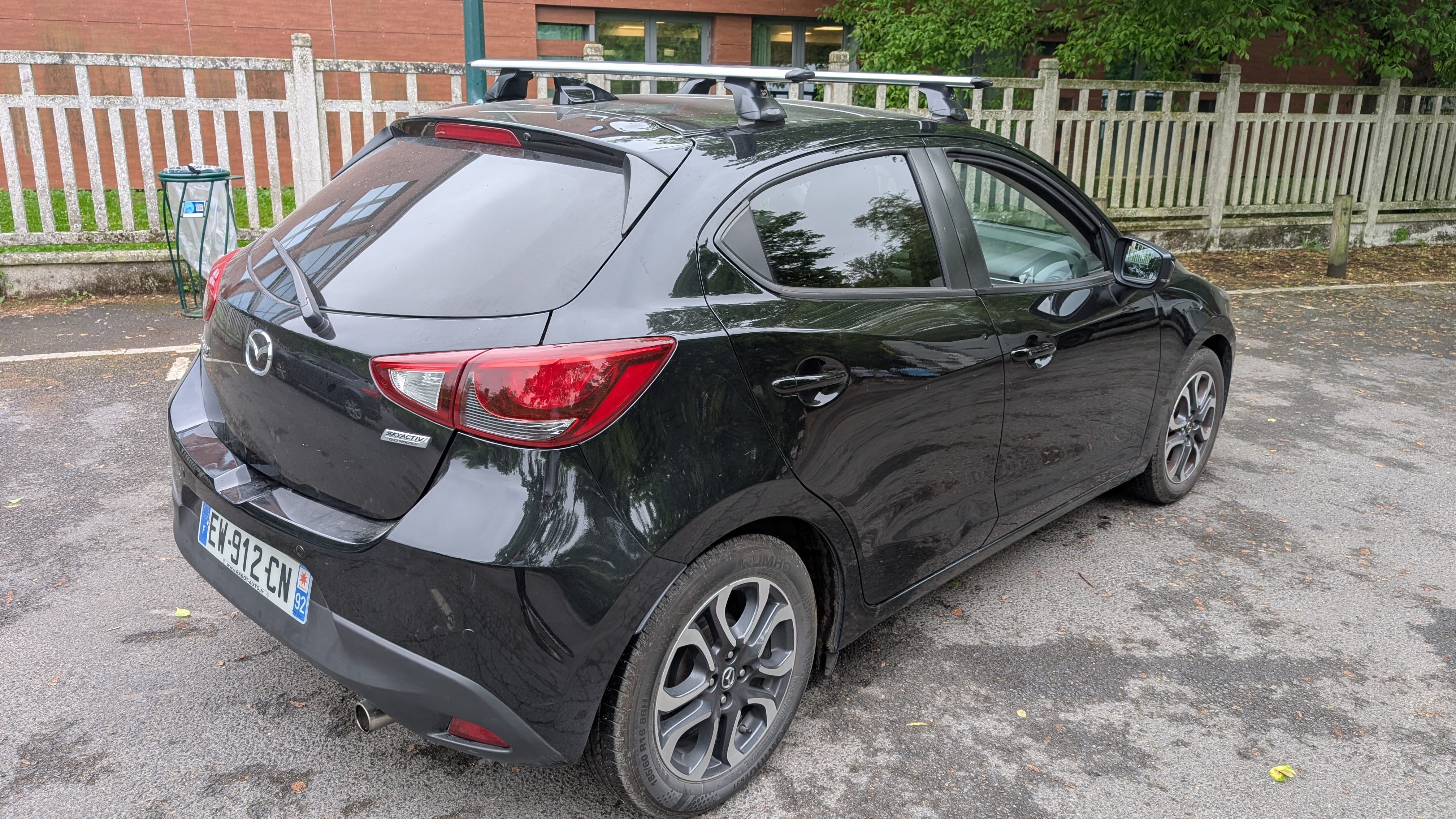 Mazda 2 avec GPS