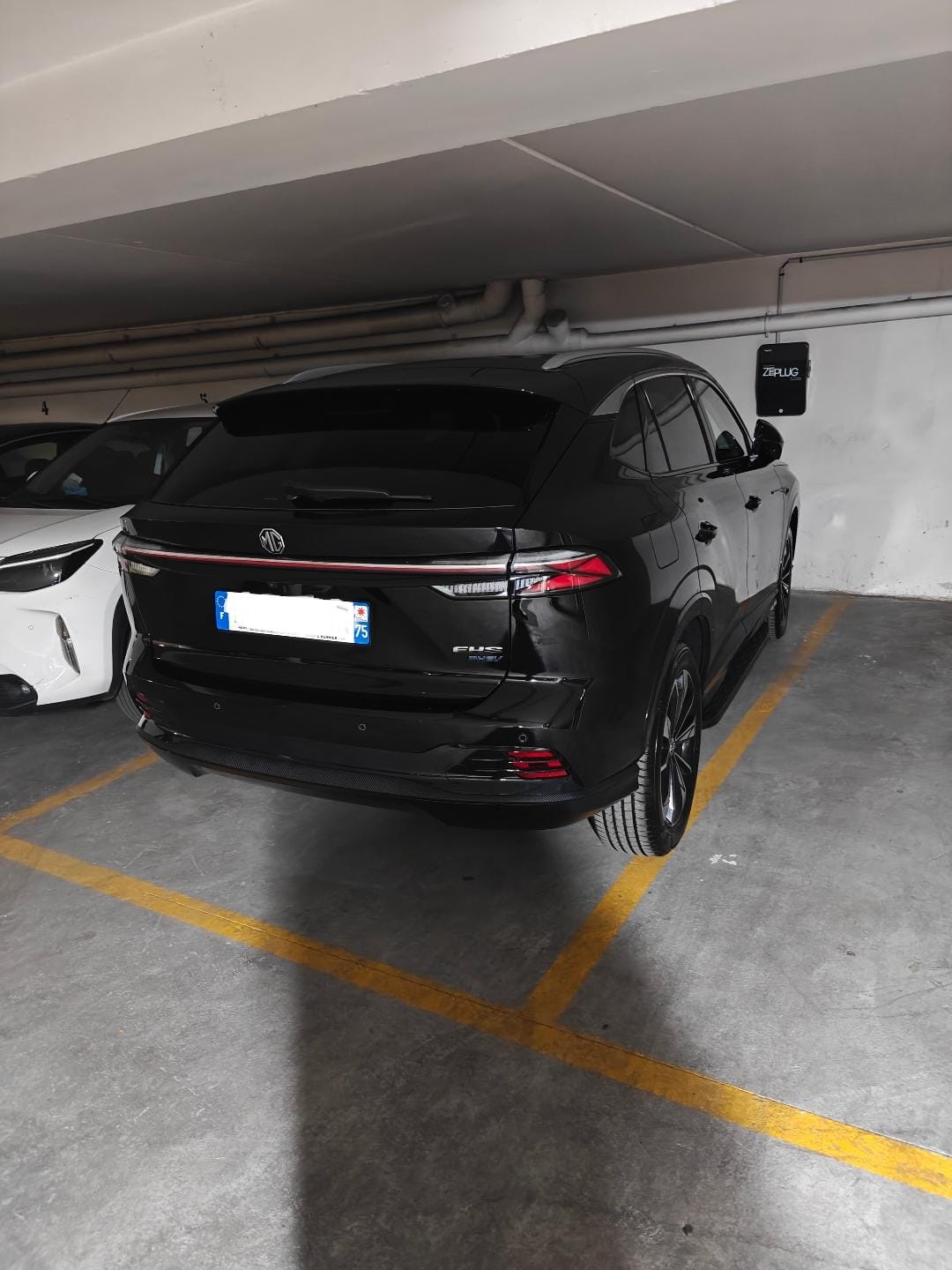 MG HS PHEV VERSION 2025 LUXURY BLACK avec GPS