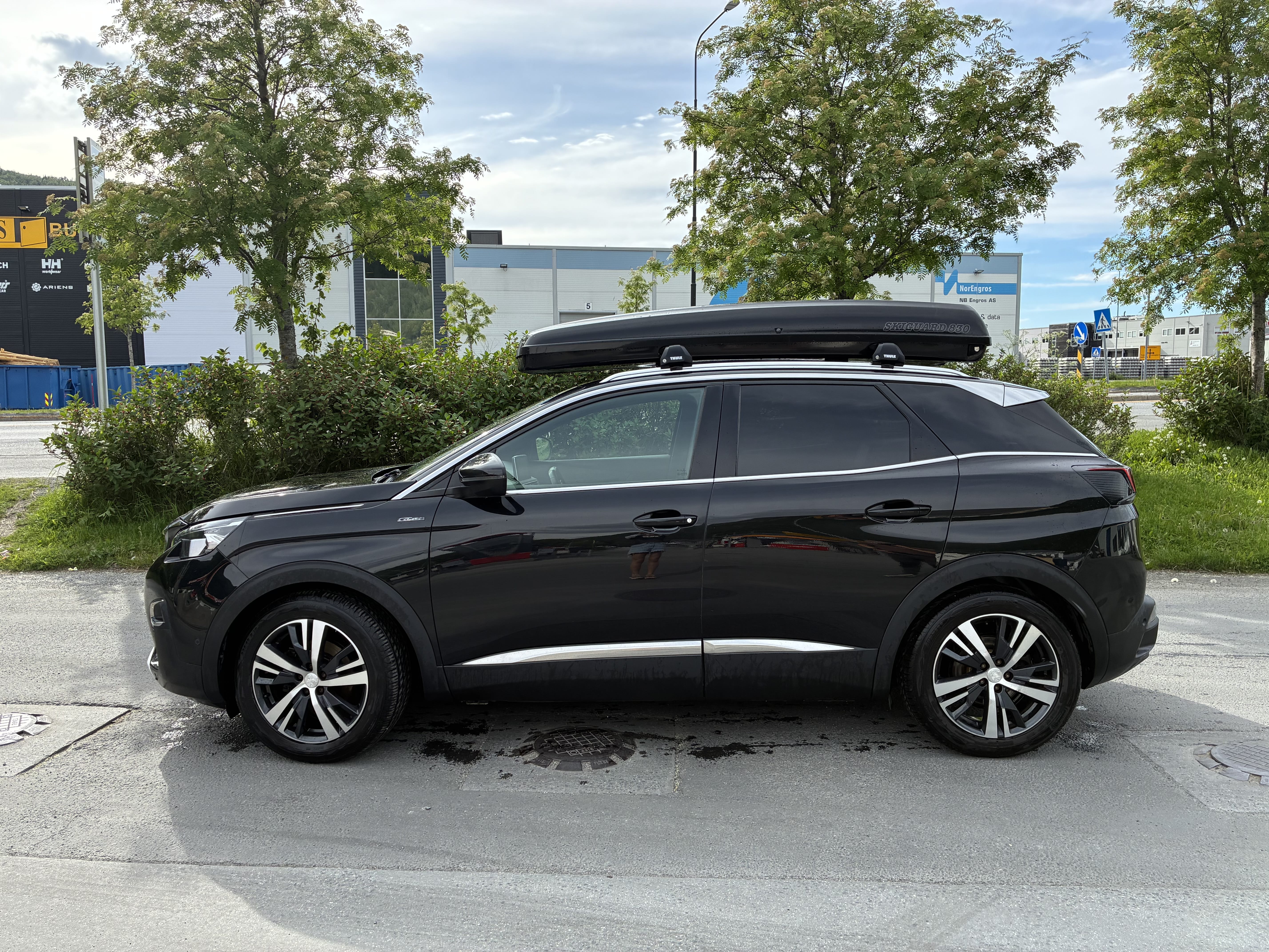 Peugeot 3008 with Air conditioning