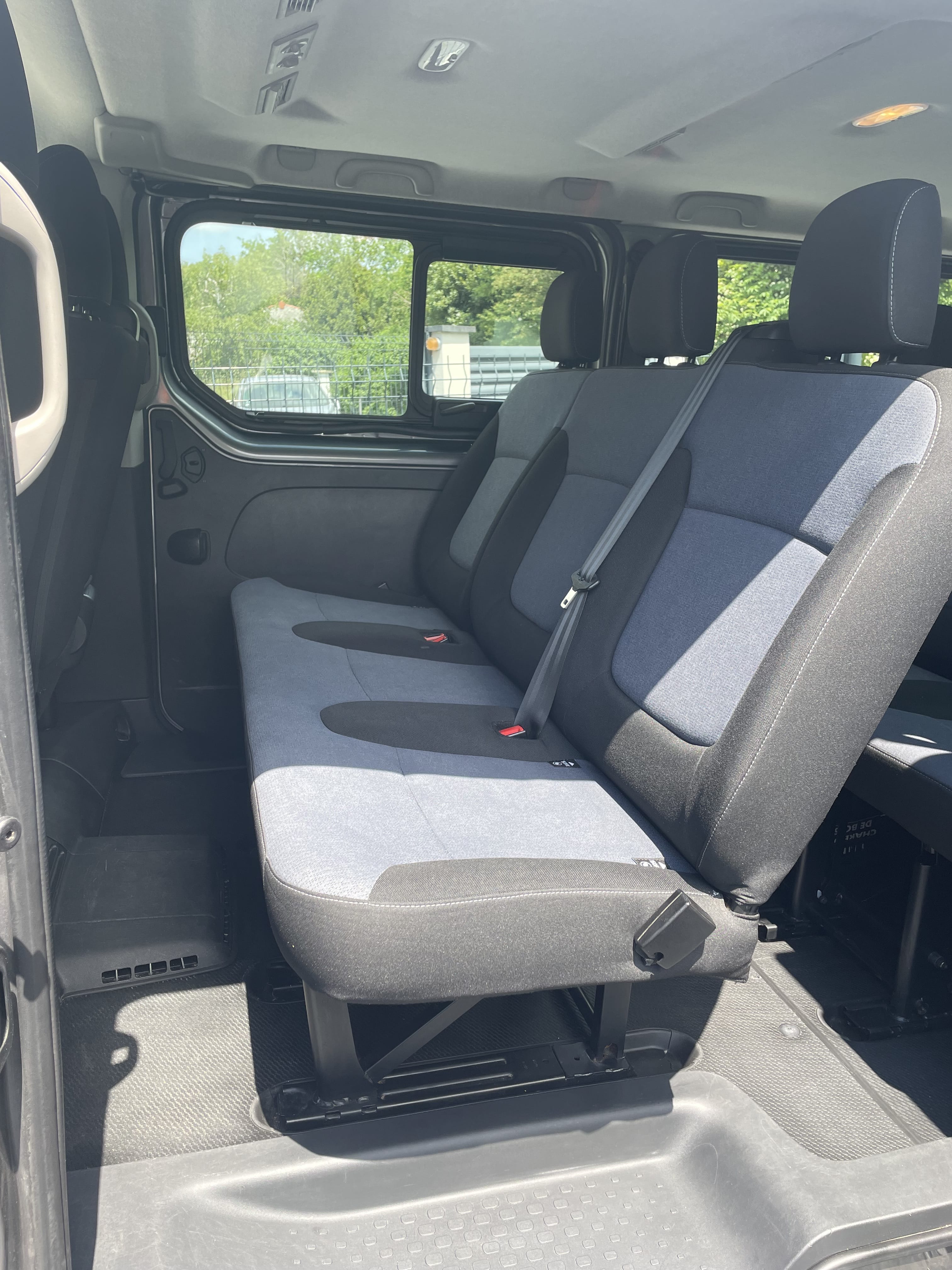 Opel Vivaro Combi 1.6 CDTI avec Entrée audio / iPod