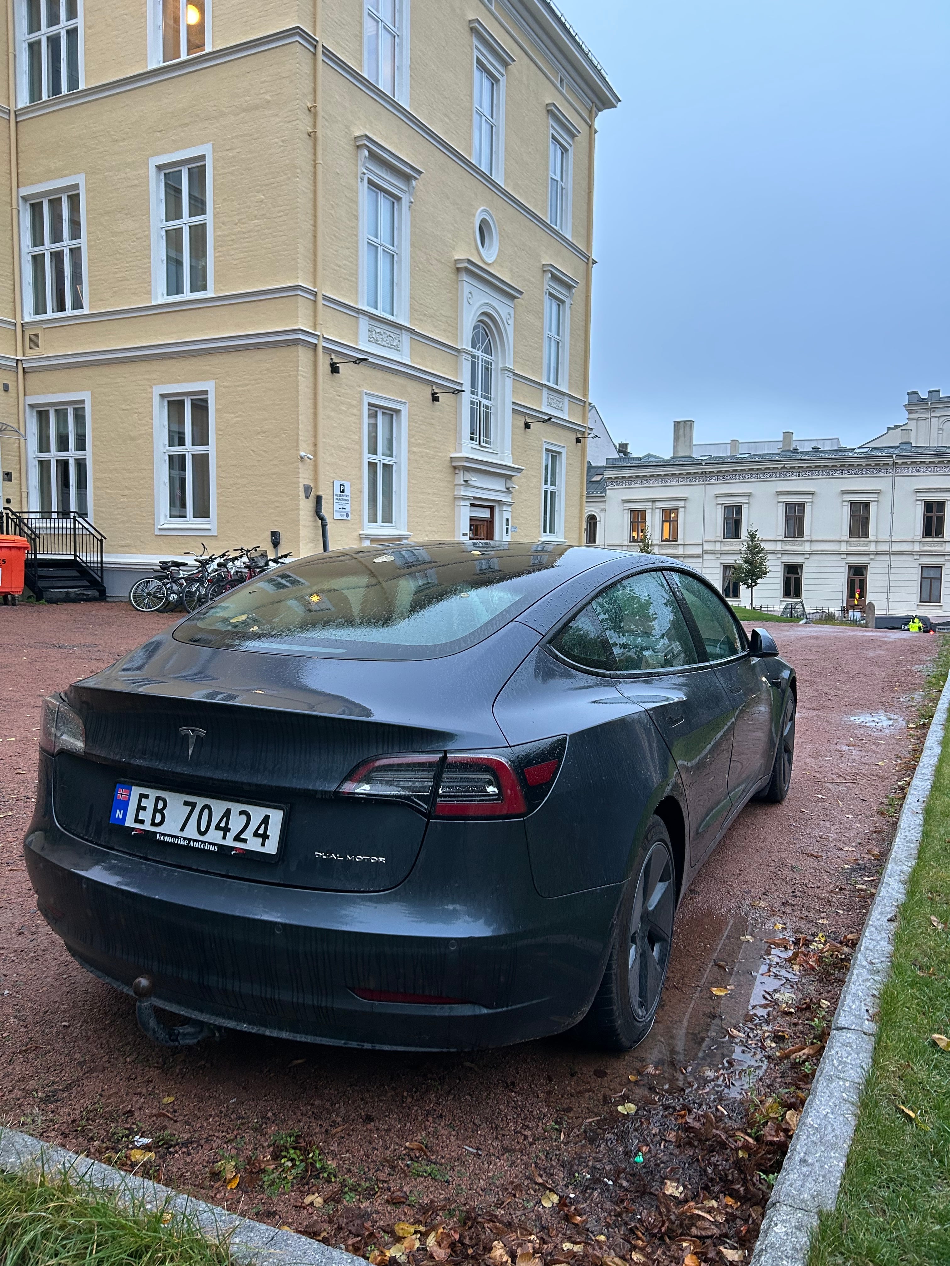 Tesla Model 3 Long Range med Ryggekamera