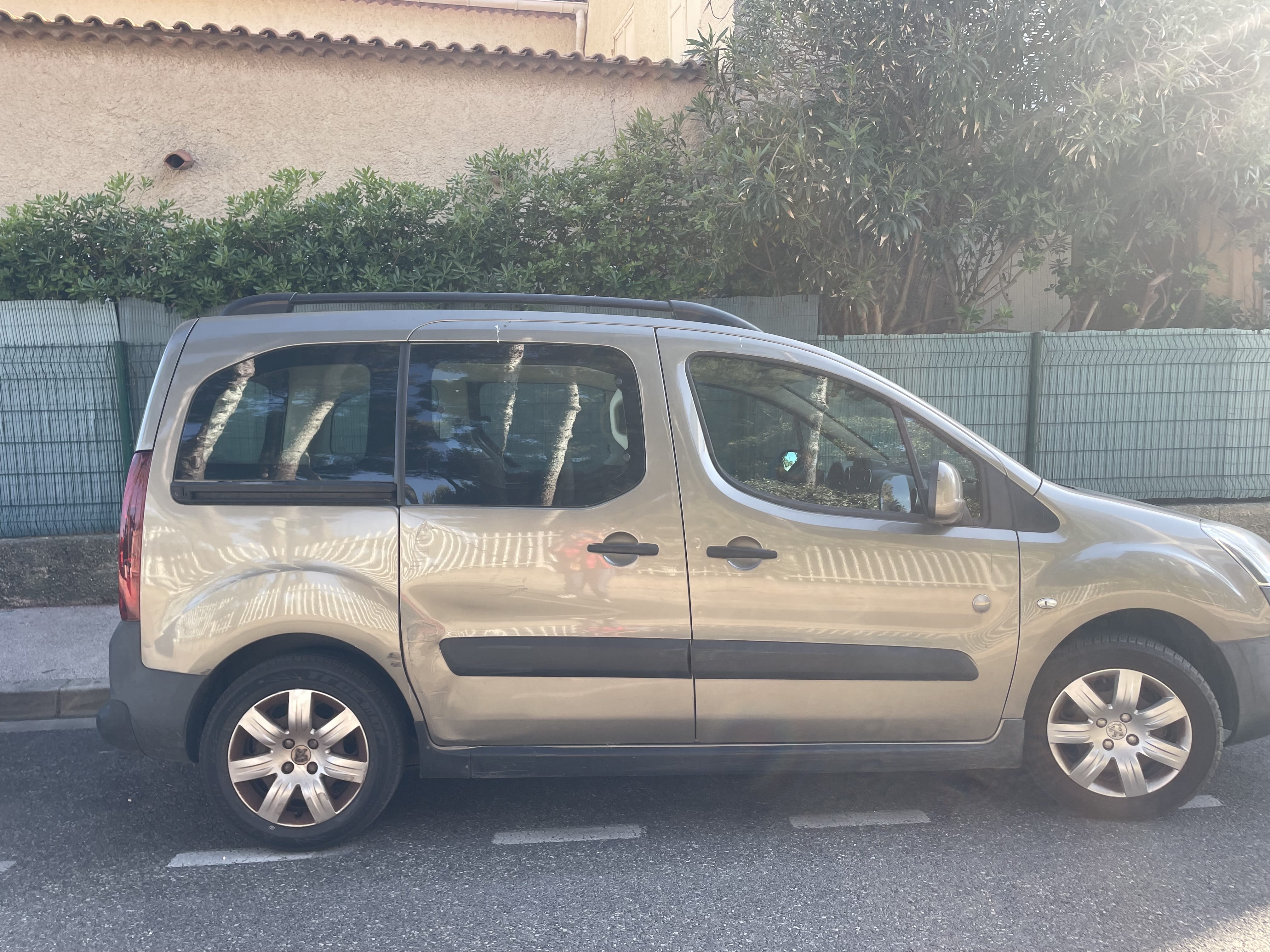 Peugeot Partner Tepee avec Climatisation