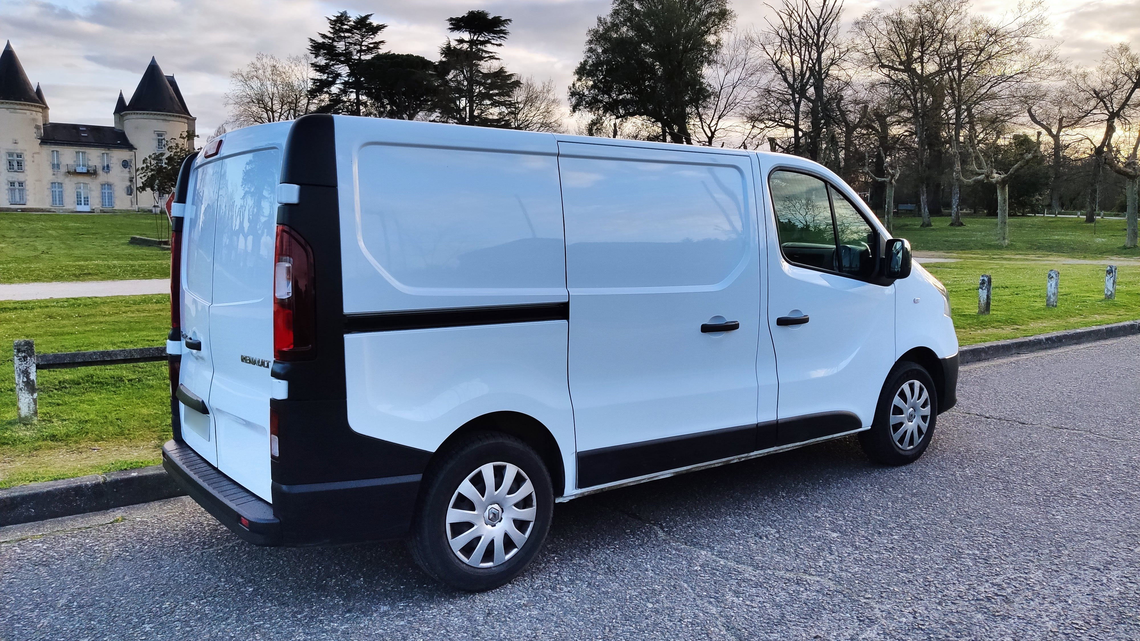 Renault Trafic FA69