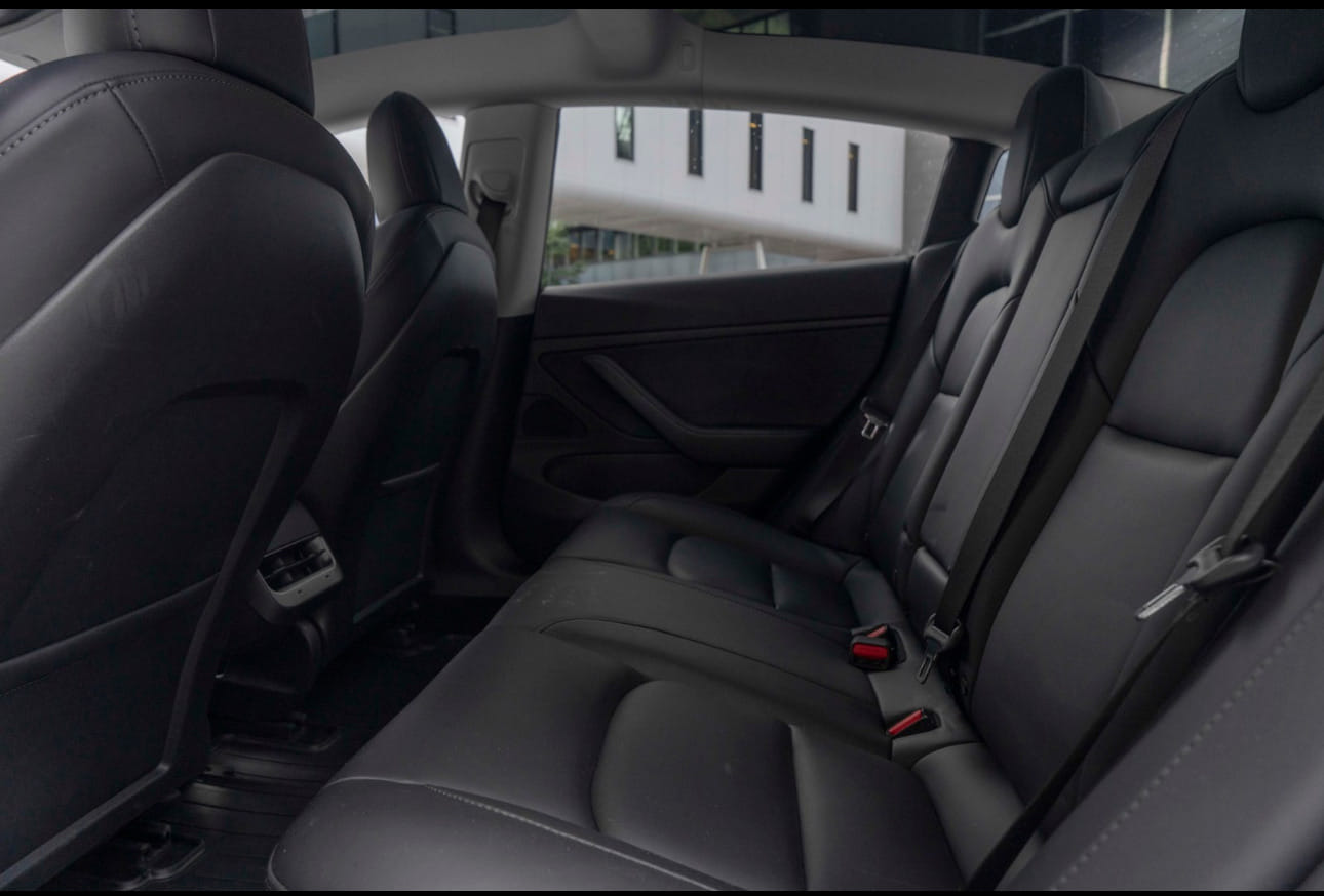 Tesla Model 3 Long Range med Bluetooth audio