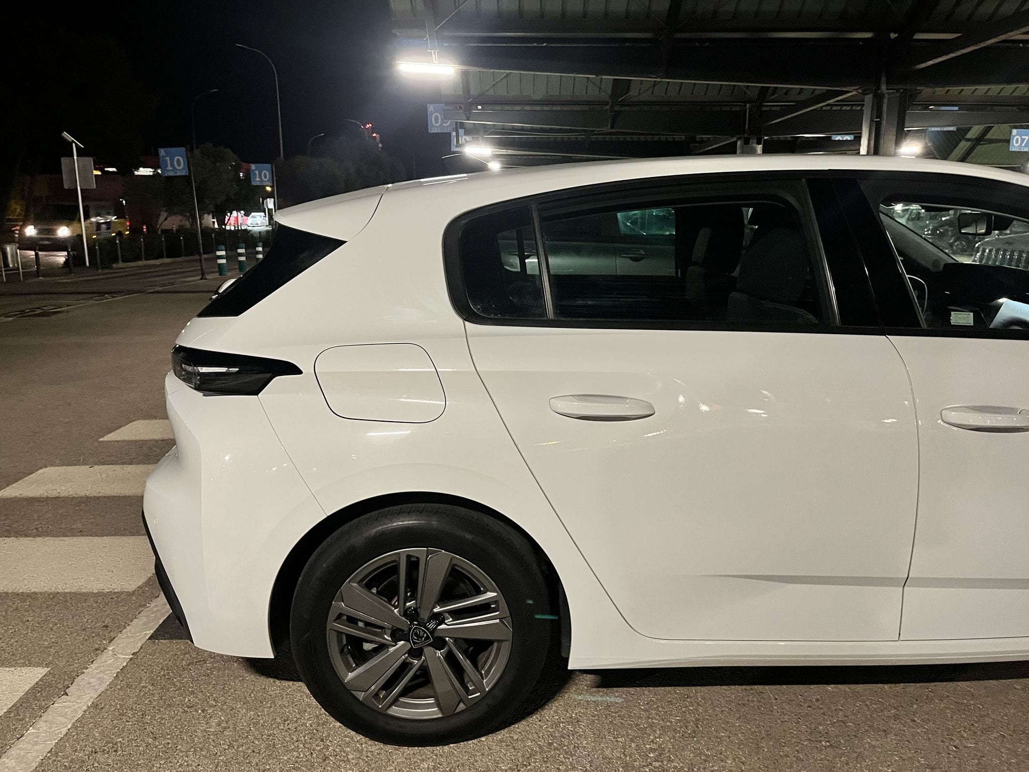 Peugeot 308 con Aire acondicionado