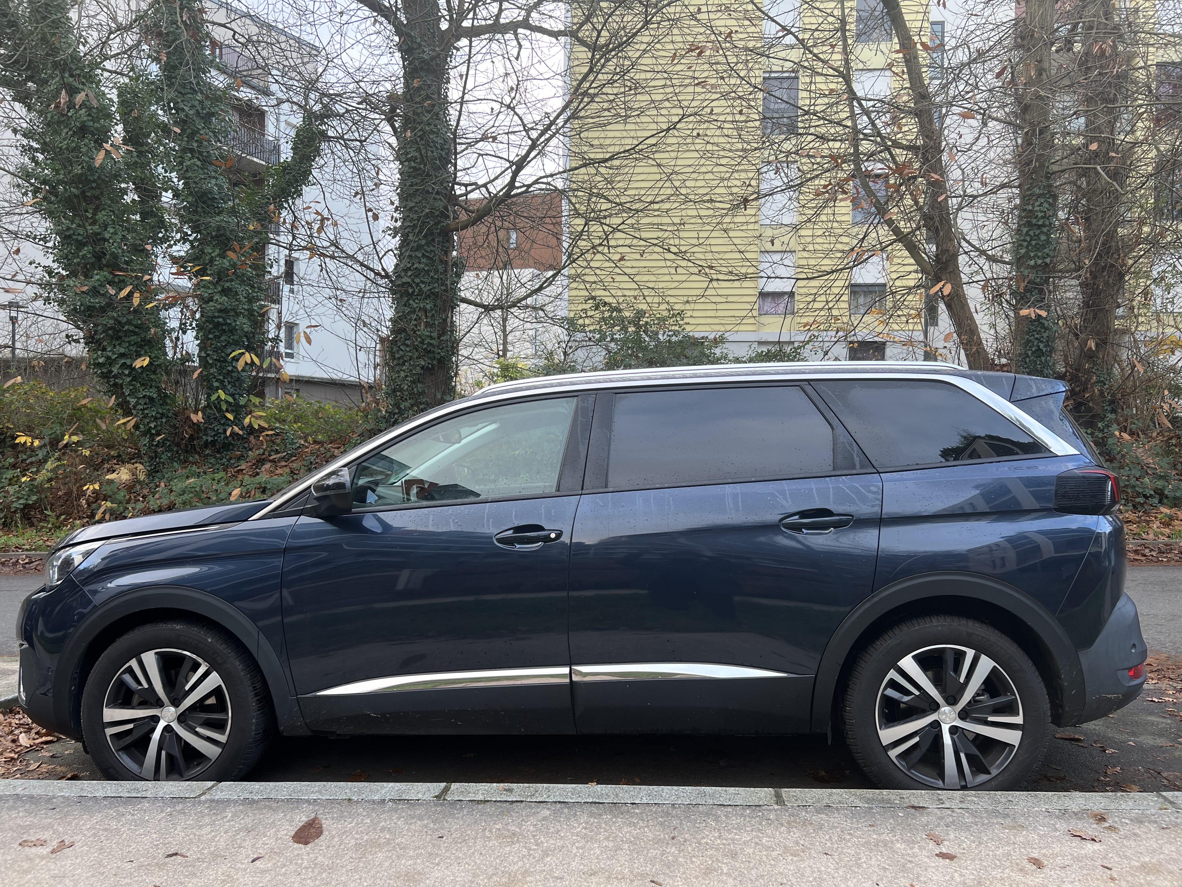 Peugeot 5008 avec Climatisation