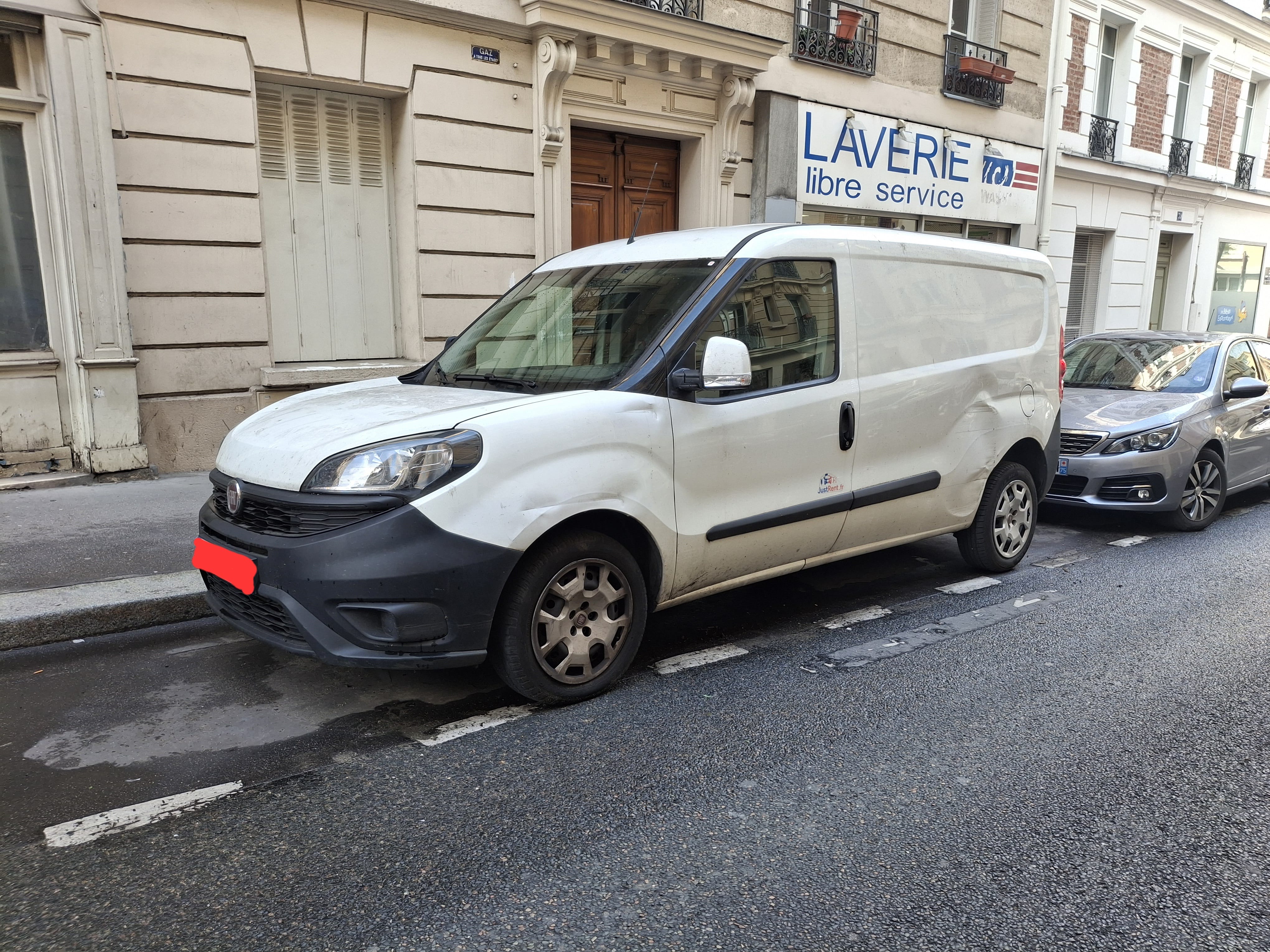 Fiat Doblo Cargo Maxi (=rallongé) essence/GNV (GA373) (clim, 3 places, GPS, USB,  ...), 2021, Essence 95