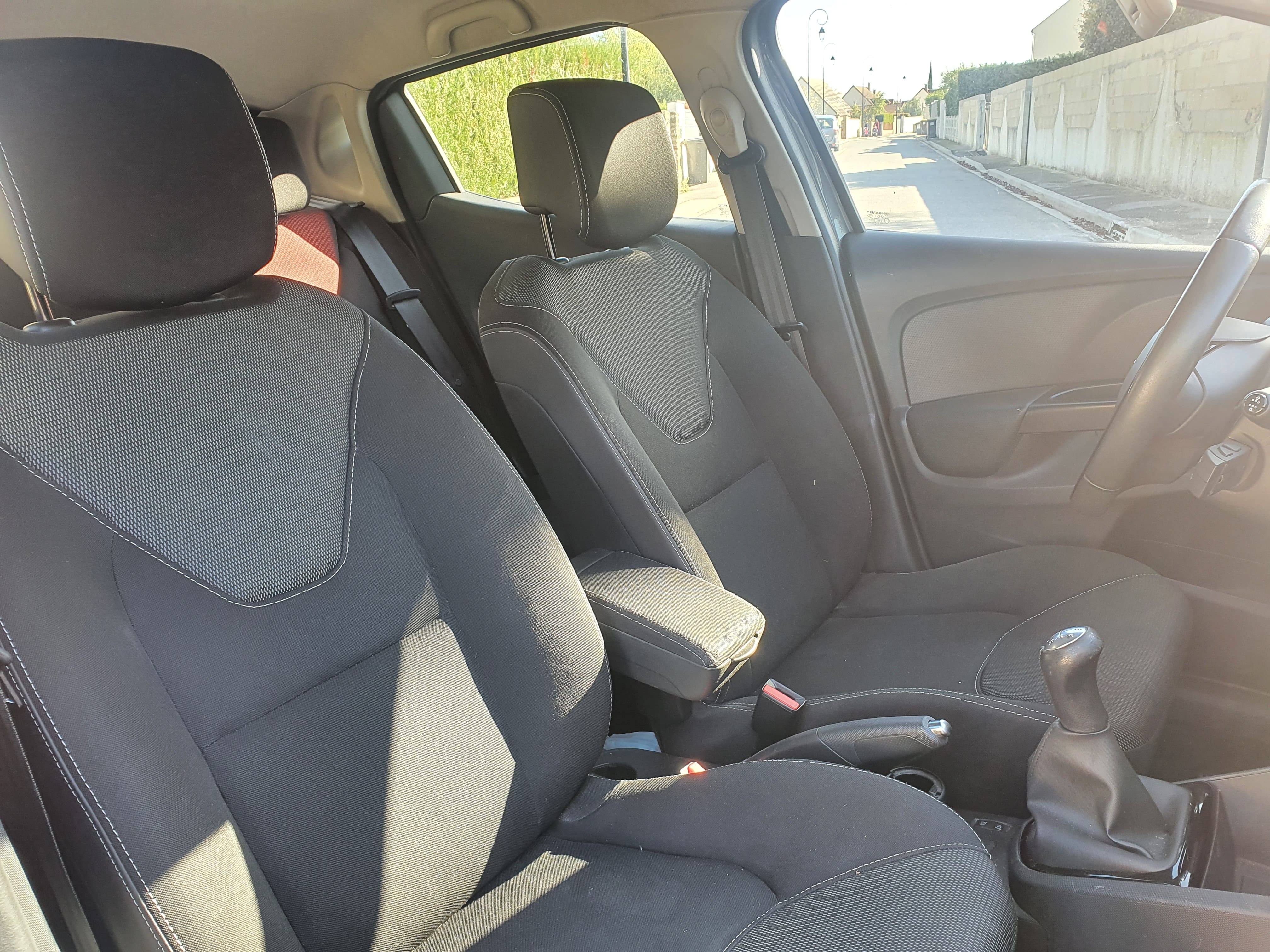 Renault Clio avec Régulateur de vitesse