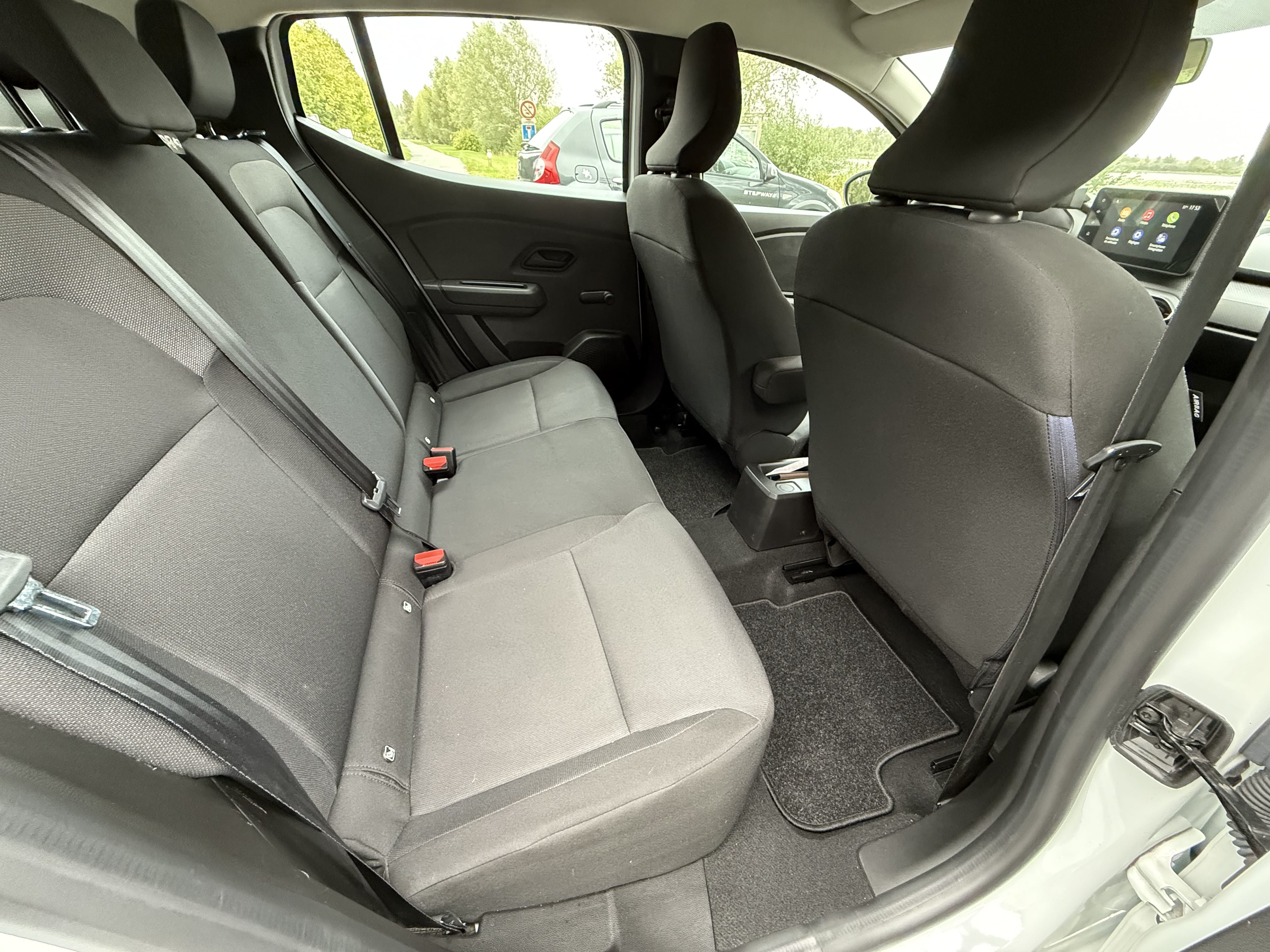 Dacia Sandero avec Entrée audio / iPod