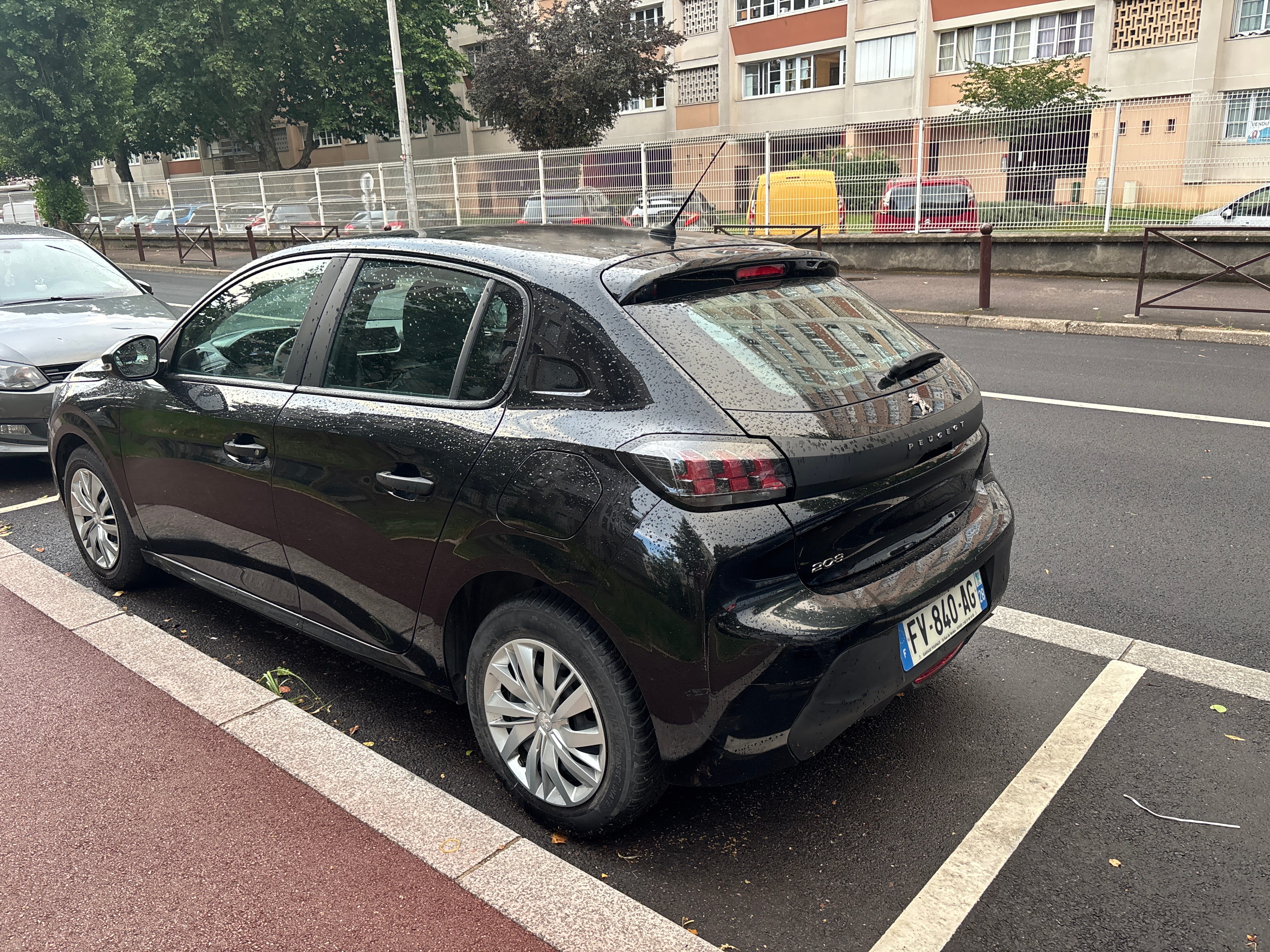 Peugeot 208 avec Régulateur de vitesse