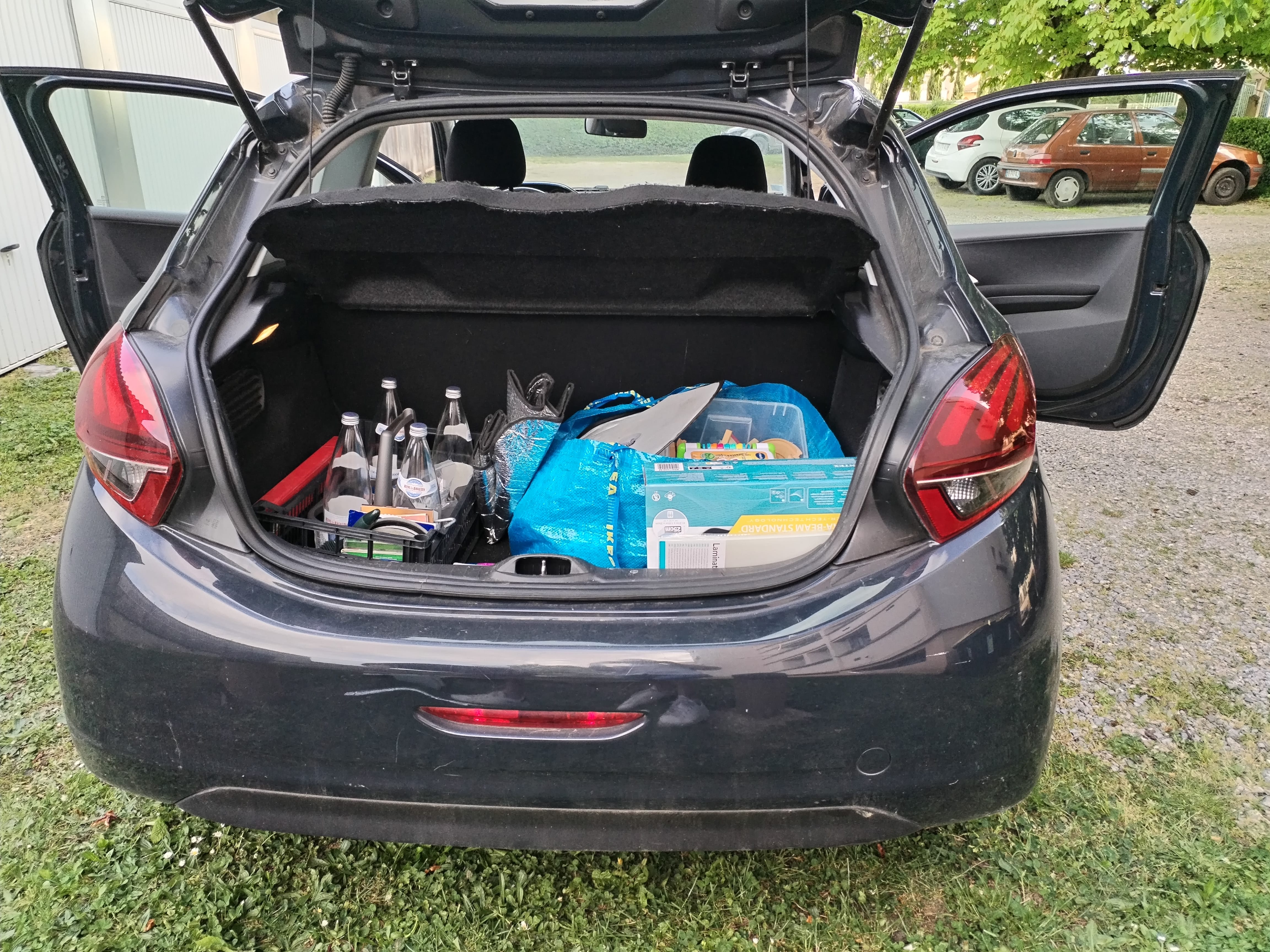 Peugeot 208 avec Chaines