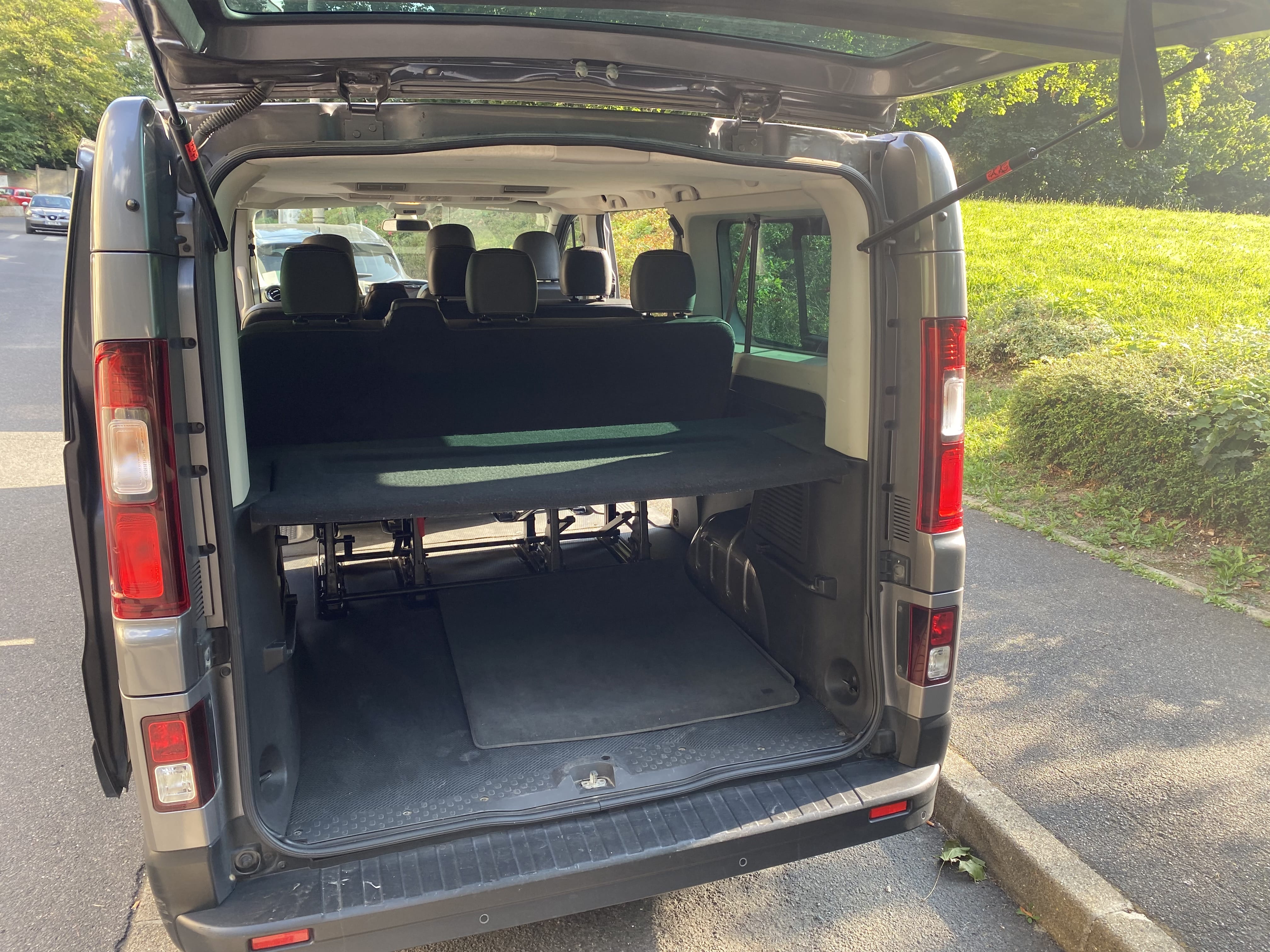 Renault Trafic Passenger avec Siège bébé