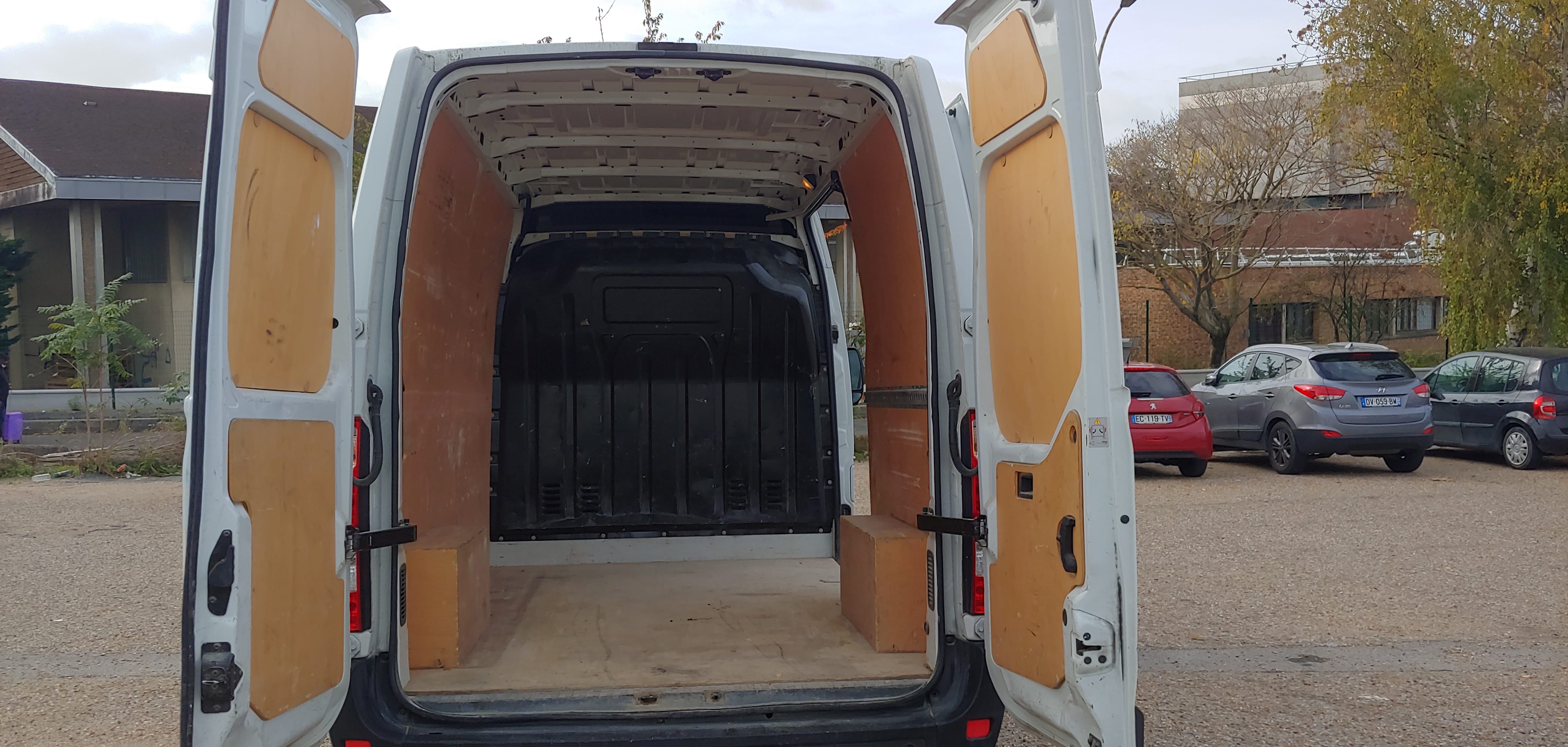 Renault Master L2H2 avec Entrée audio / iPod