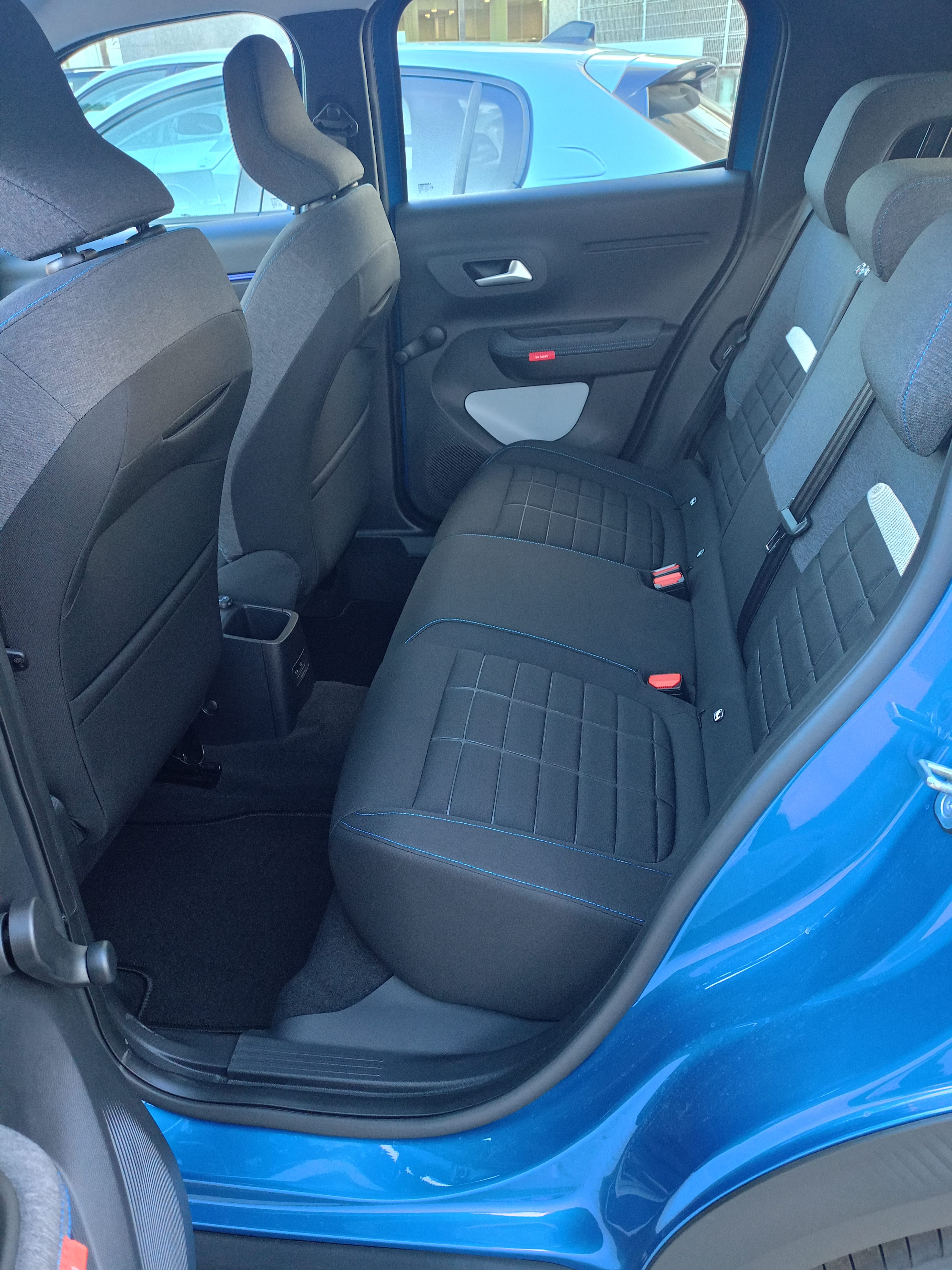 Citroen C3 1.2 Turbo 100cv Plus - manual 6 marchas avec Apple CarPlay