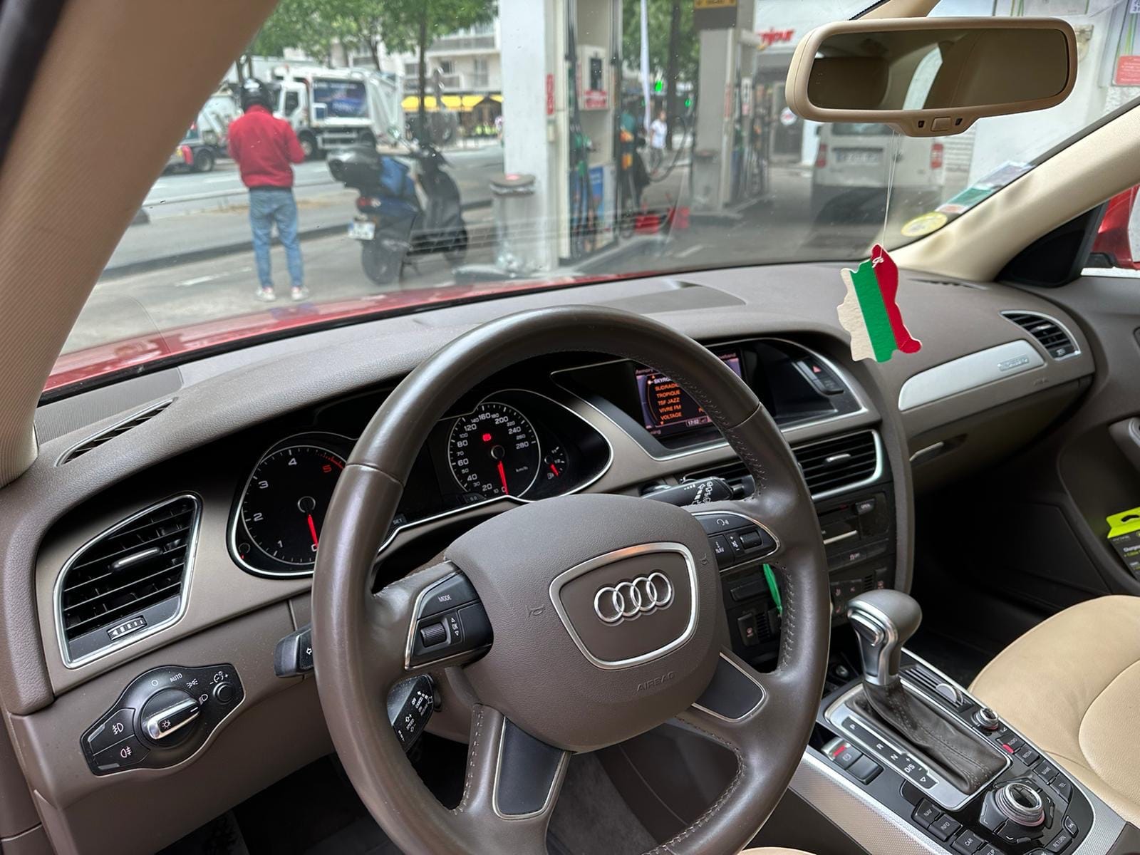Audi A4 Allroad Quattro avec Régulateur de vitesse