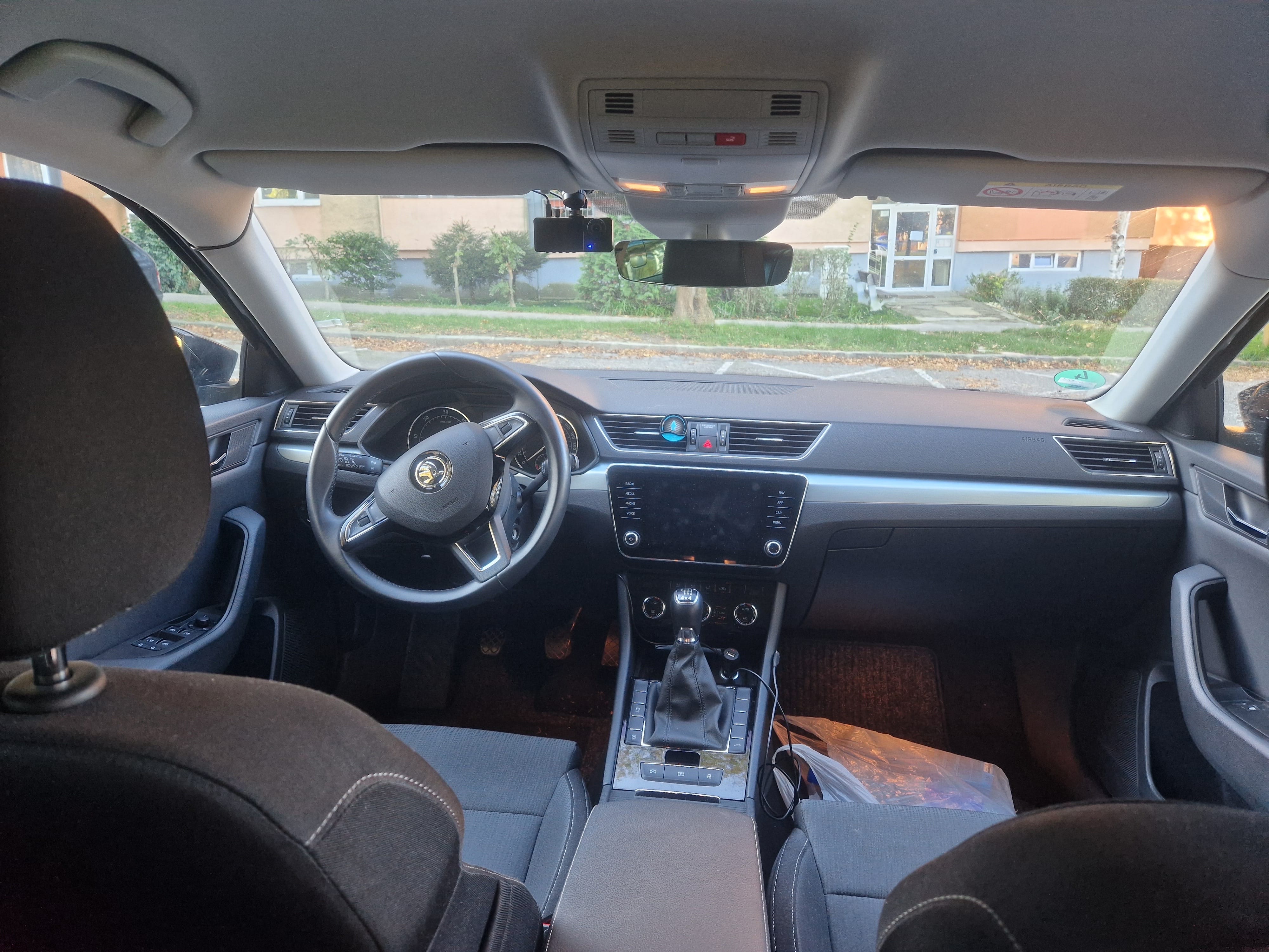 Skoda Superb mit Navigationsgerät