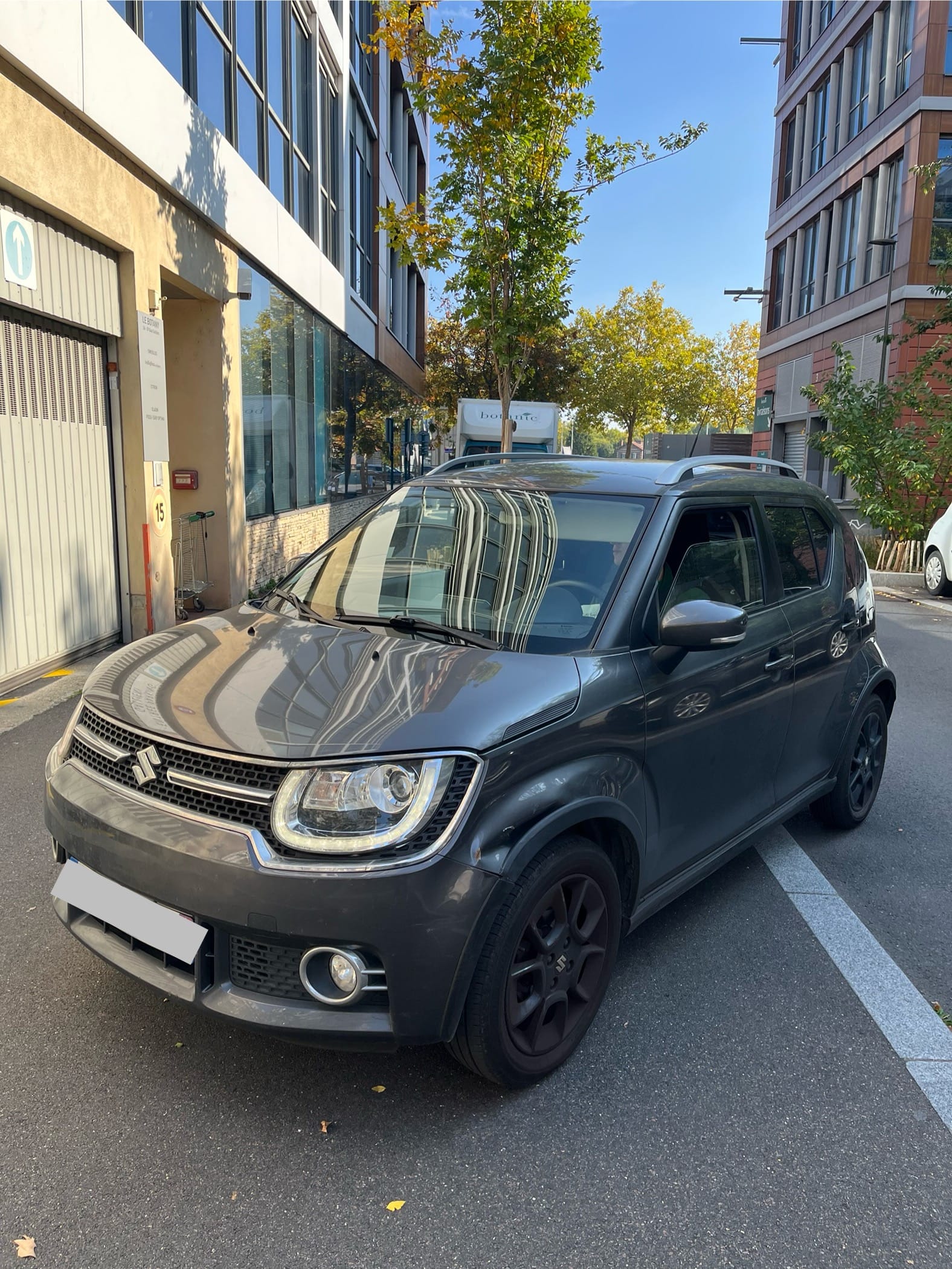 Suzuki Ignis, 2018, Essence 95 / Électrique (hybride)