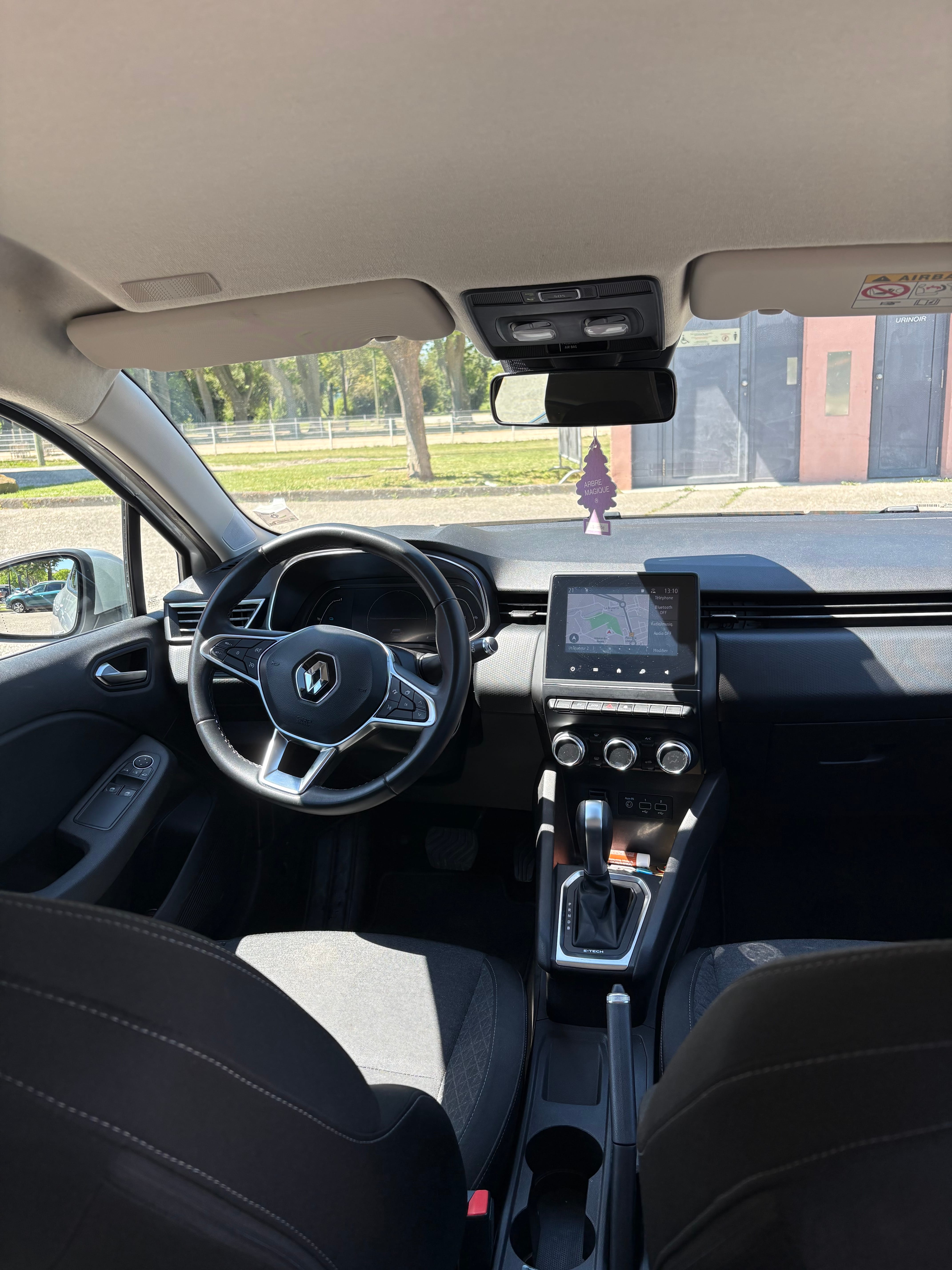 Renault Clio E-tech avec Régulateur de vitesse