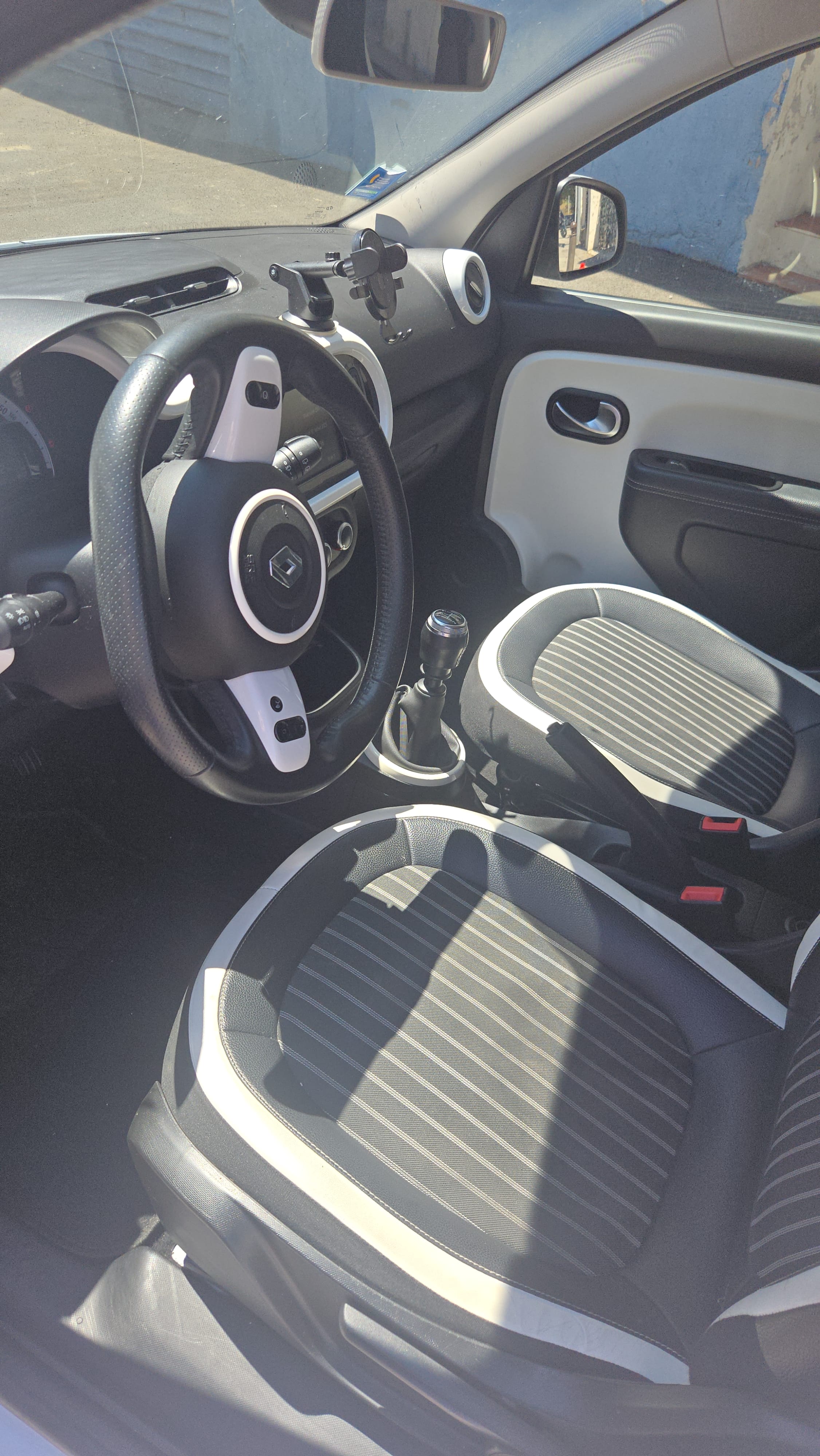 Renault Twingo III avec Climatisation