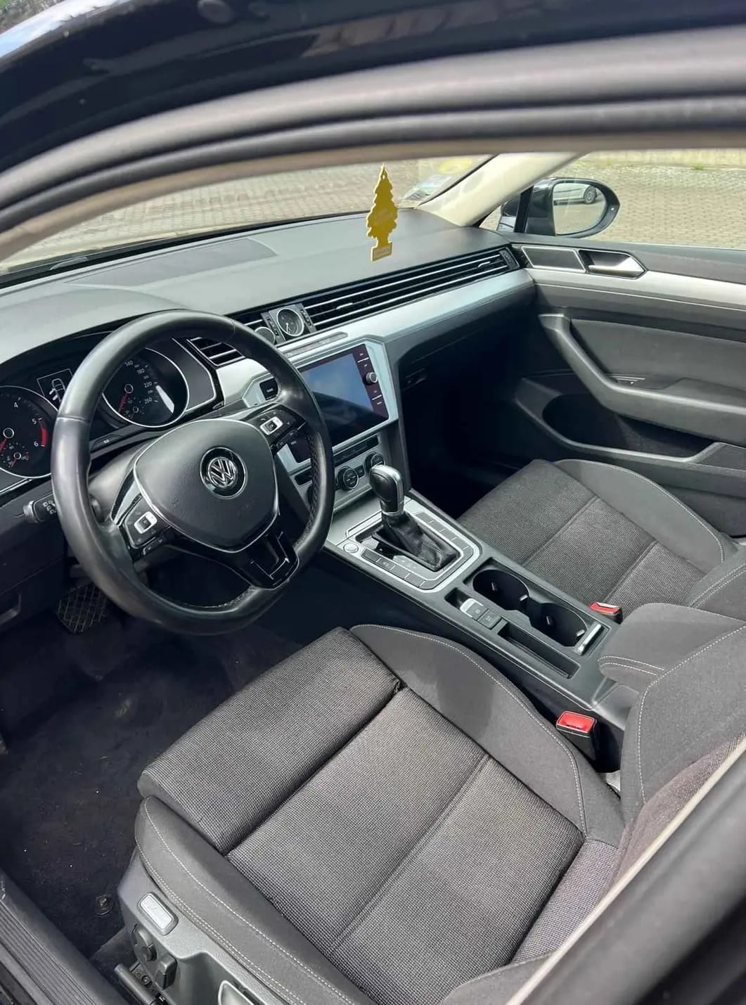 Volkswagen Passat with Cruise control