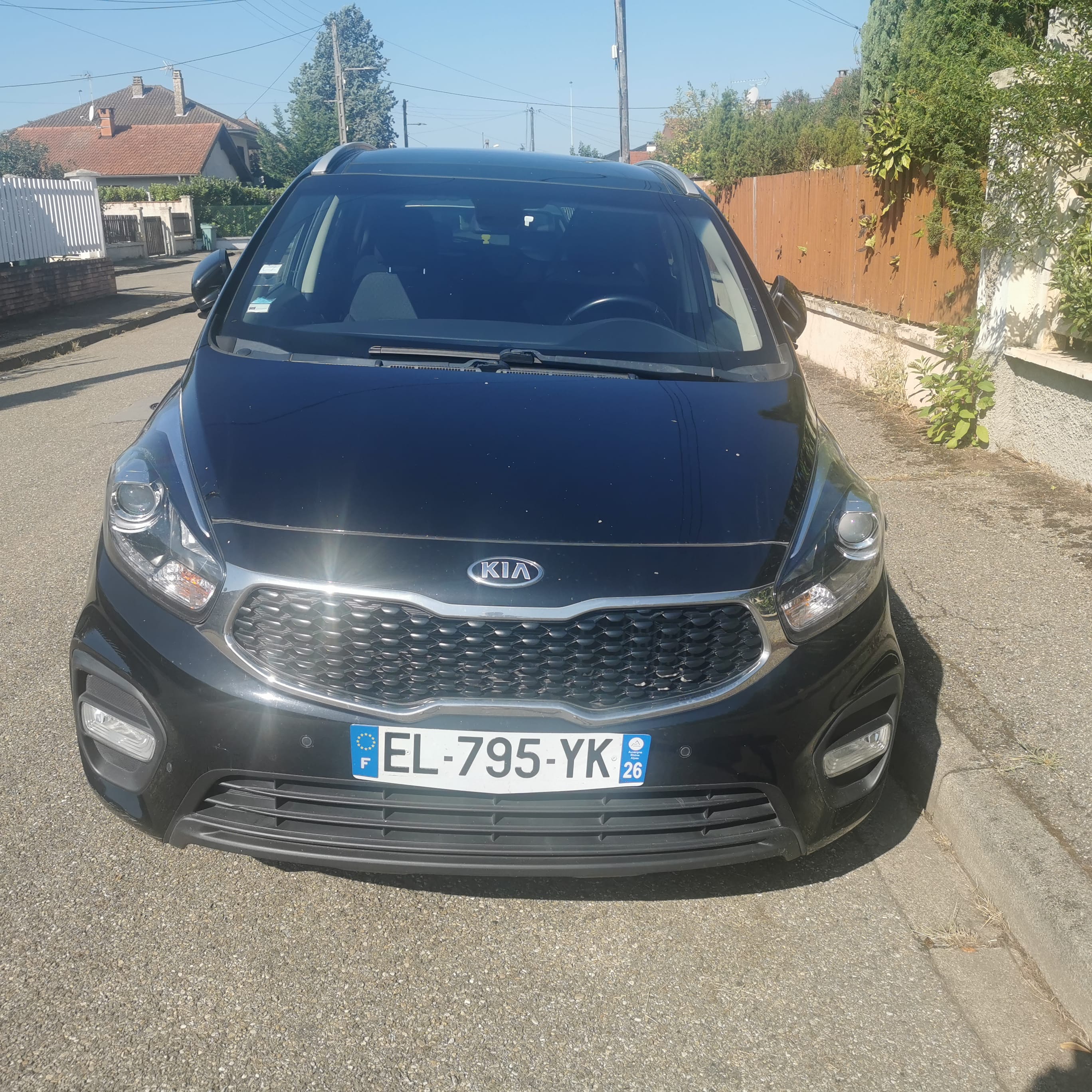 Kia Carens 7 places 1,7 crdi 141cv avec Audio Bluetooth