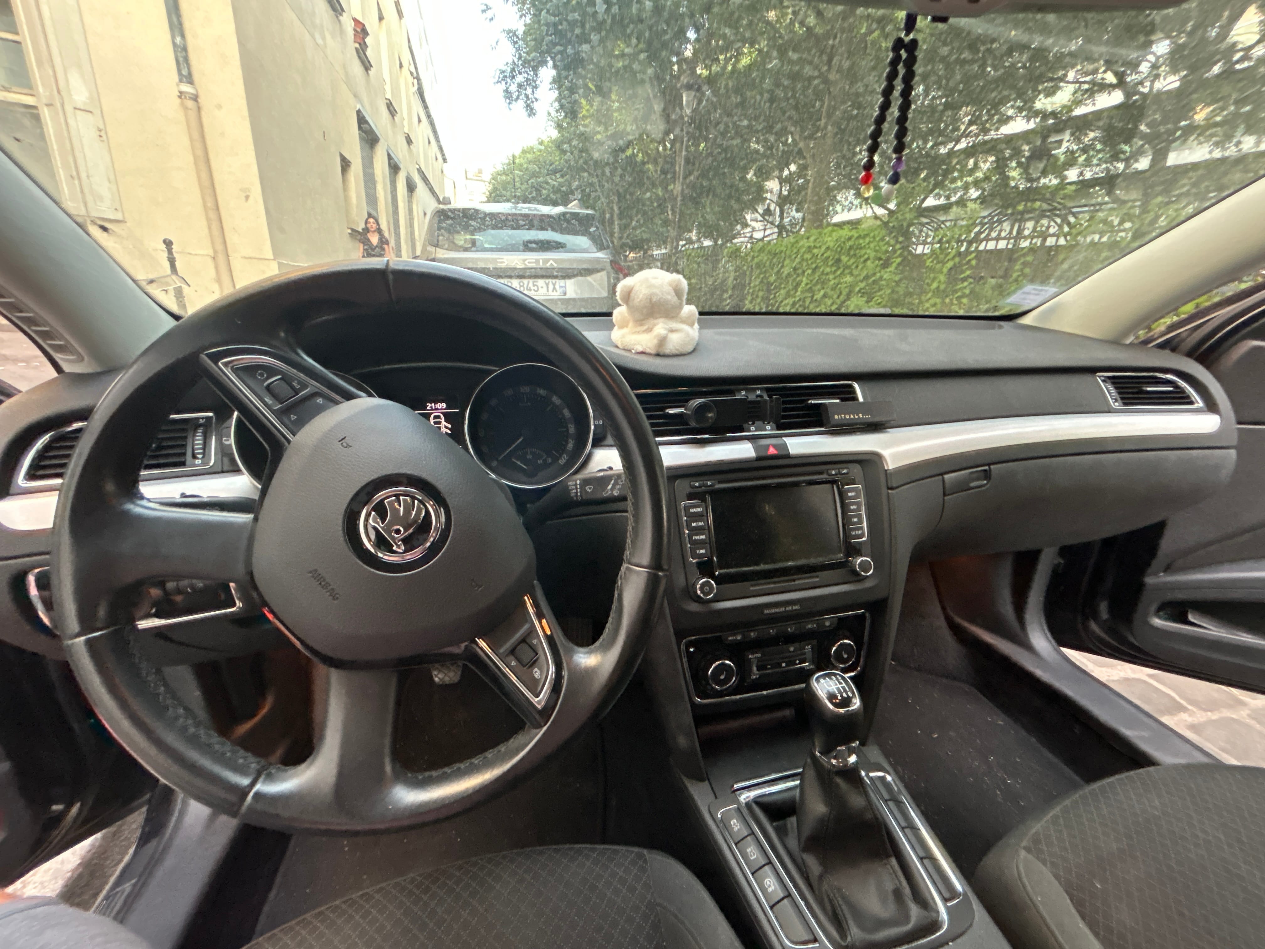 Skoda Superb avec Siège bébé