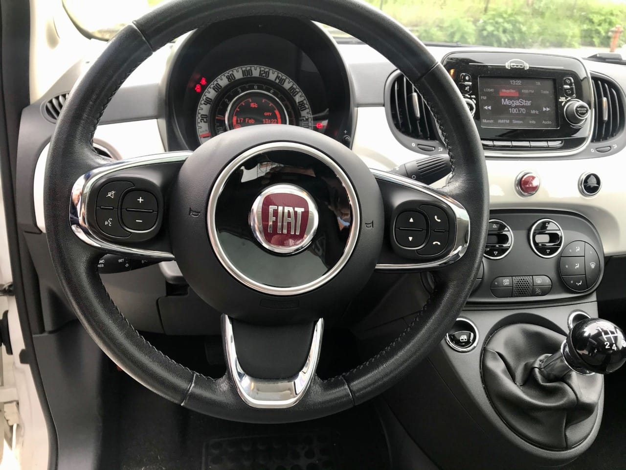 Fiat 500 with Bluetooth audio