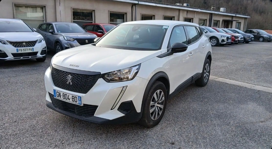 Peugeot 2008, 2023, Essence 98