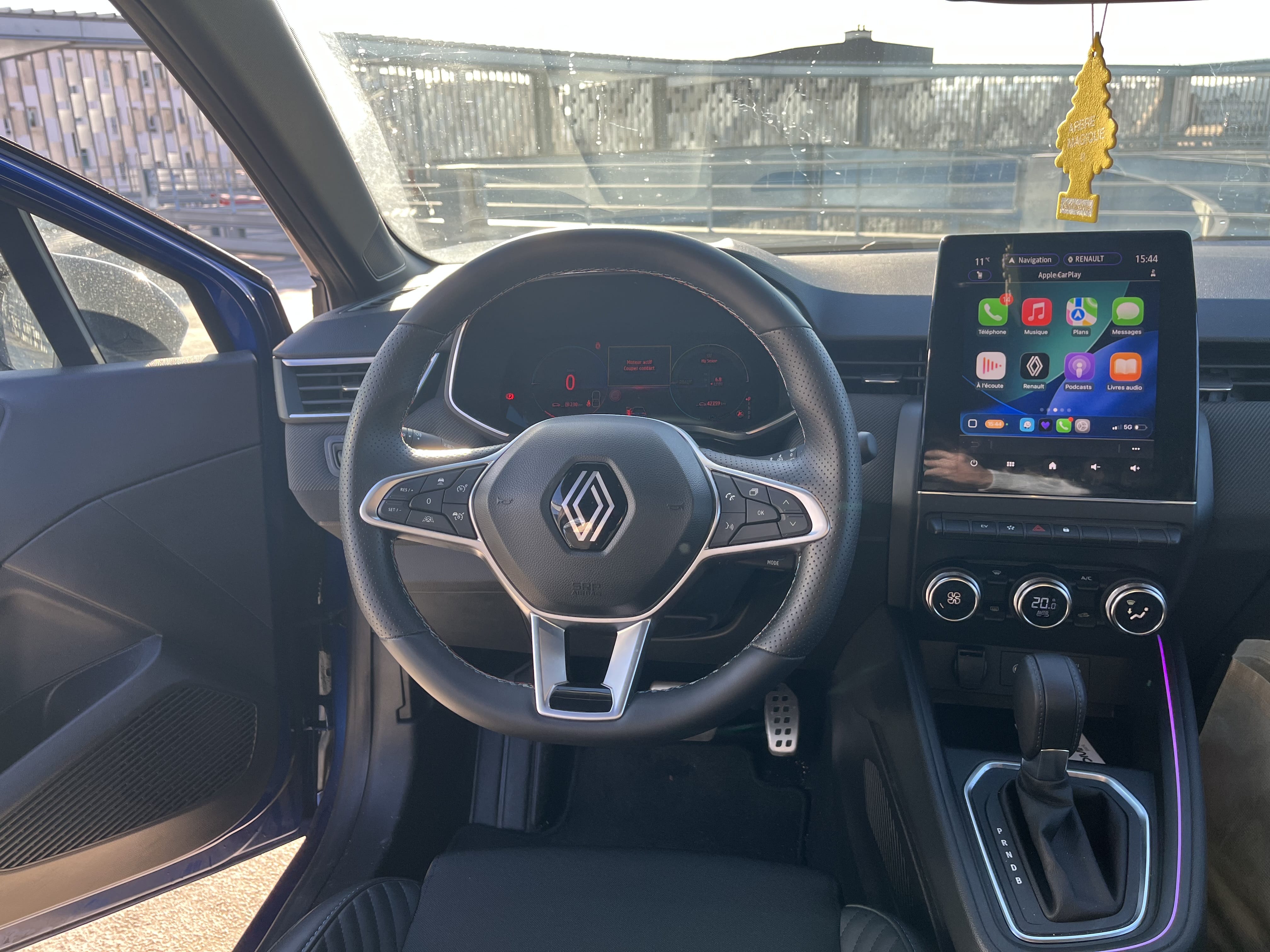 Renault Clio avec GPS