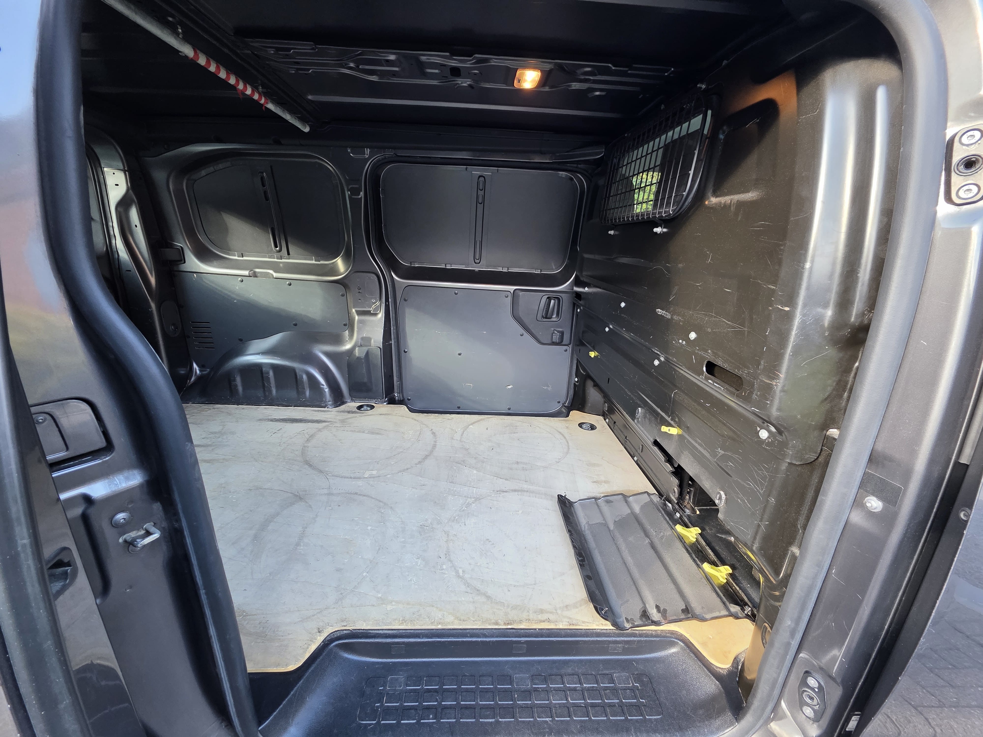 Peugeot Expert 2.0 HDi 120Ch met Android Auto