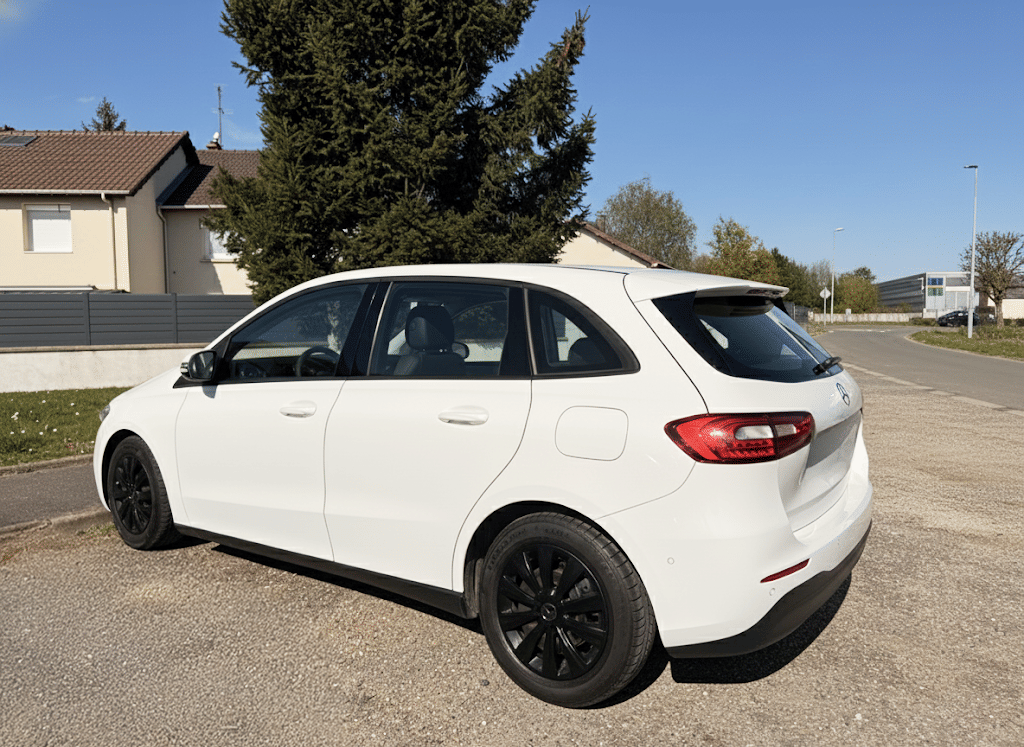 Mercedes-Benz Classe B avec GPS