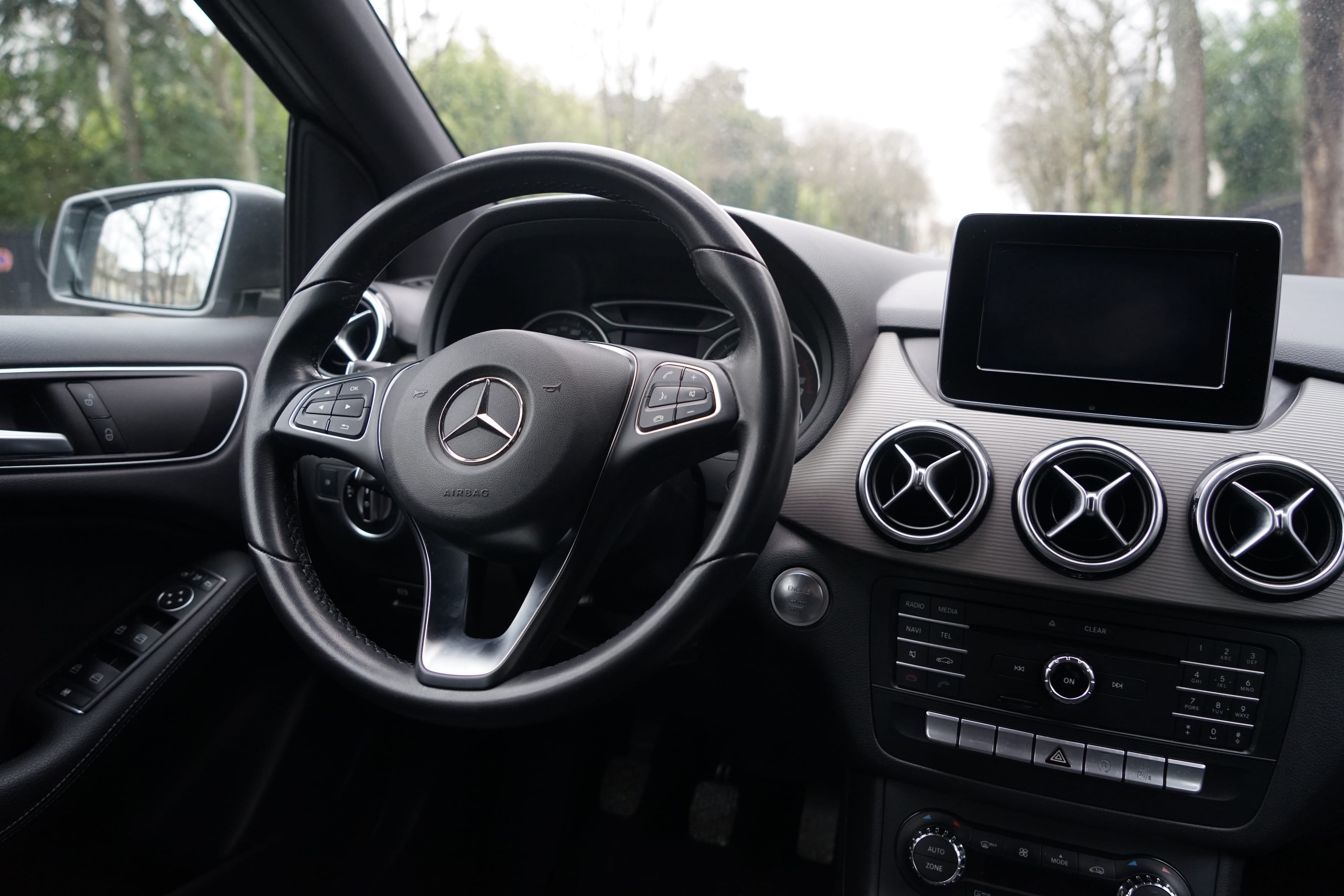 Mercedes-Benz Classe B avec Siège bébé
