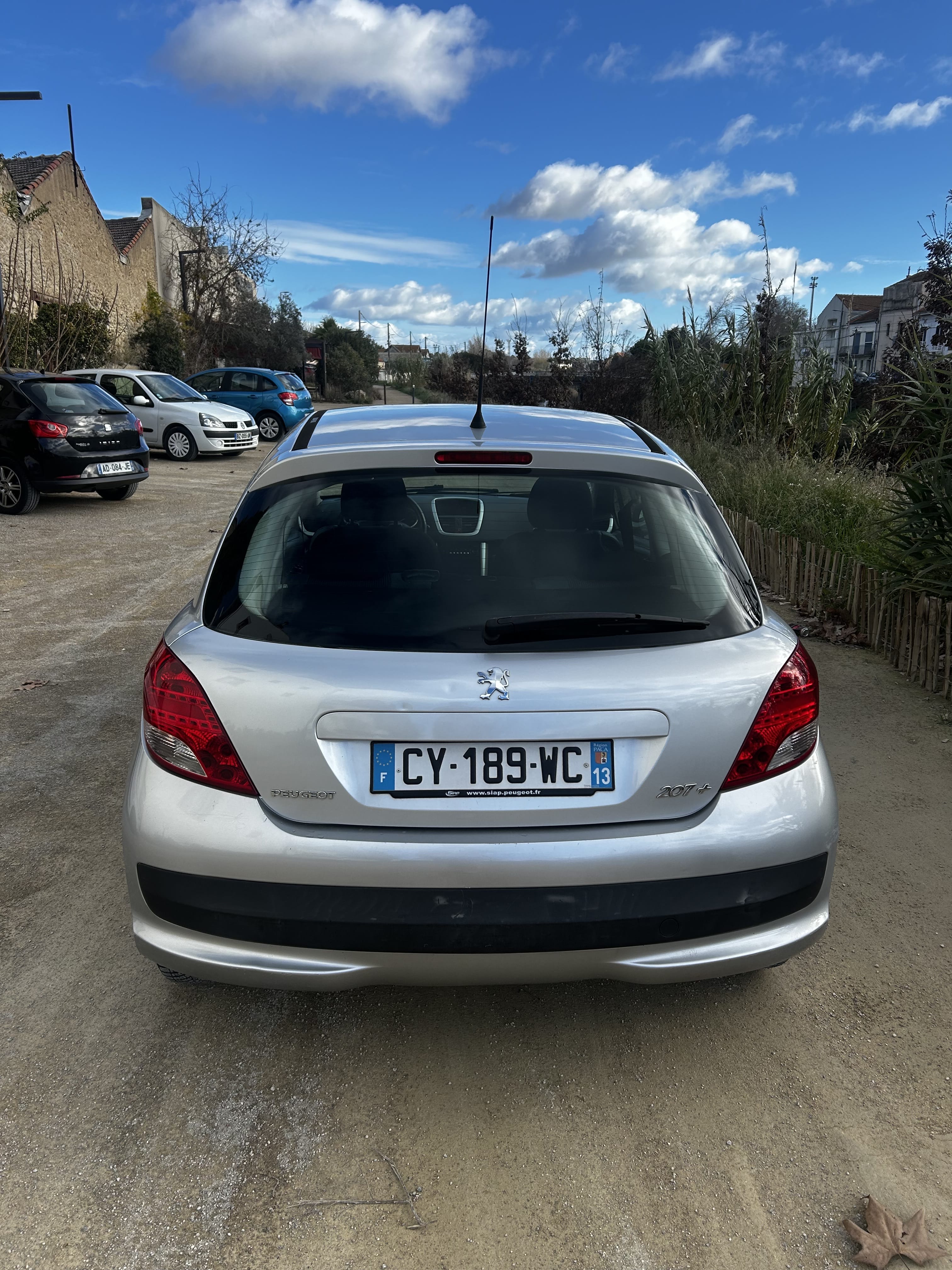 Peugeot 207 avec Régulateur de vitesse