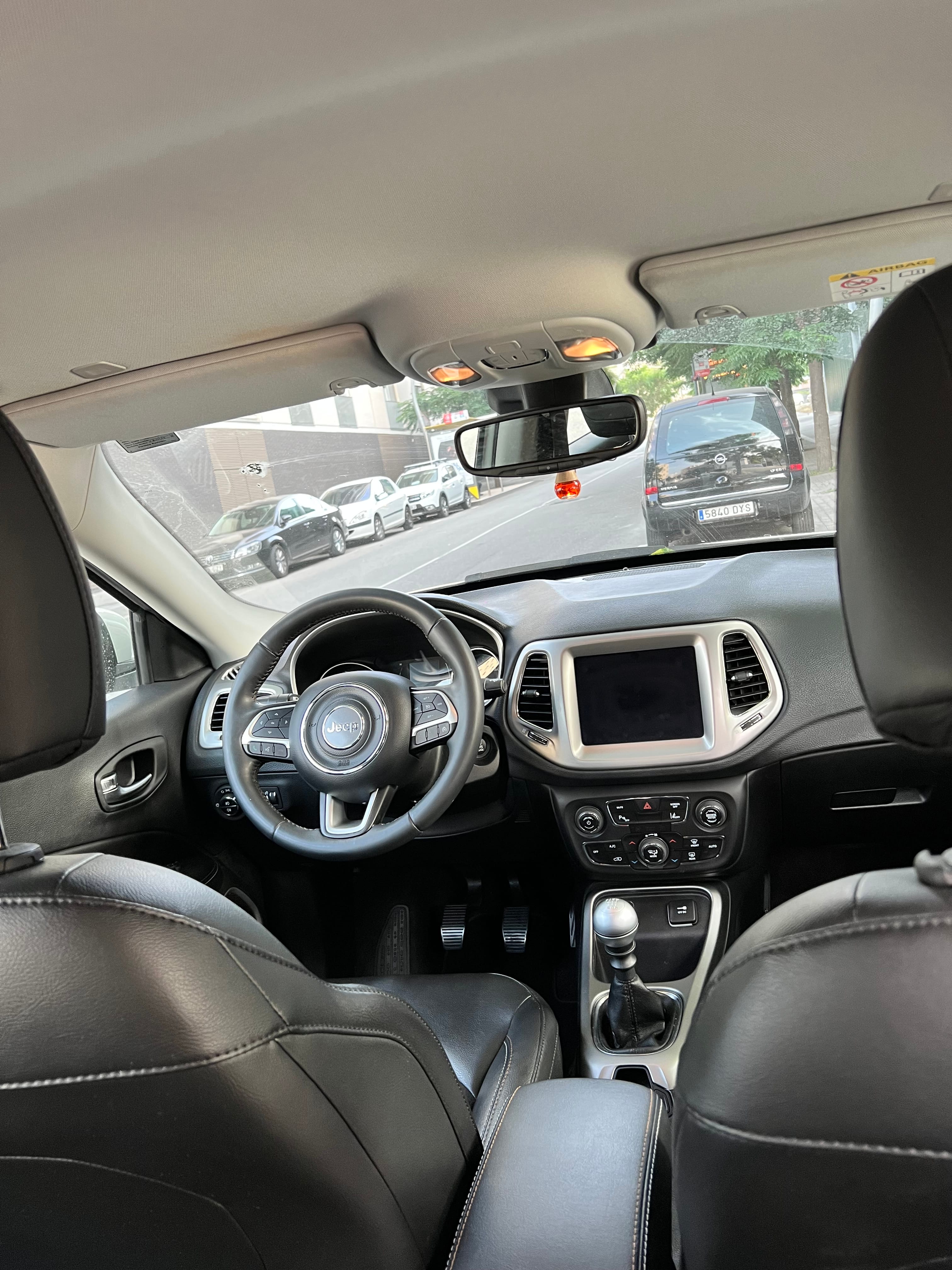 Jeep Compass con Audio Bluetooth
