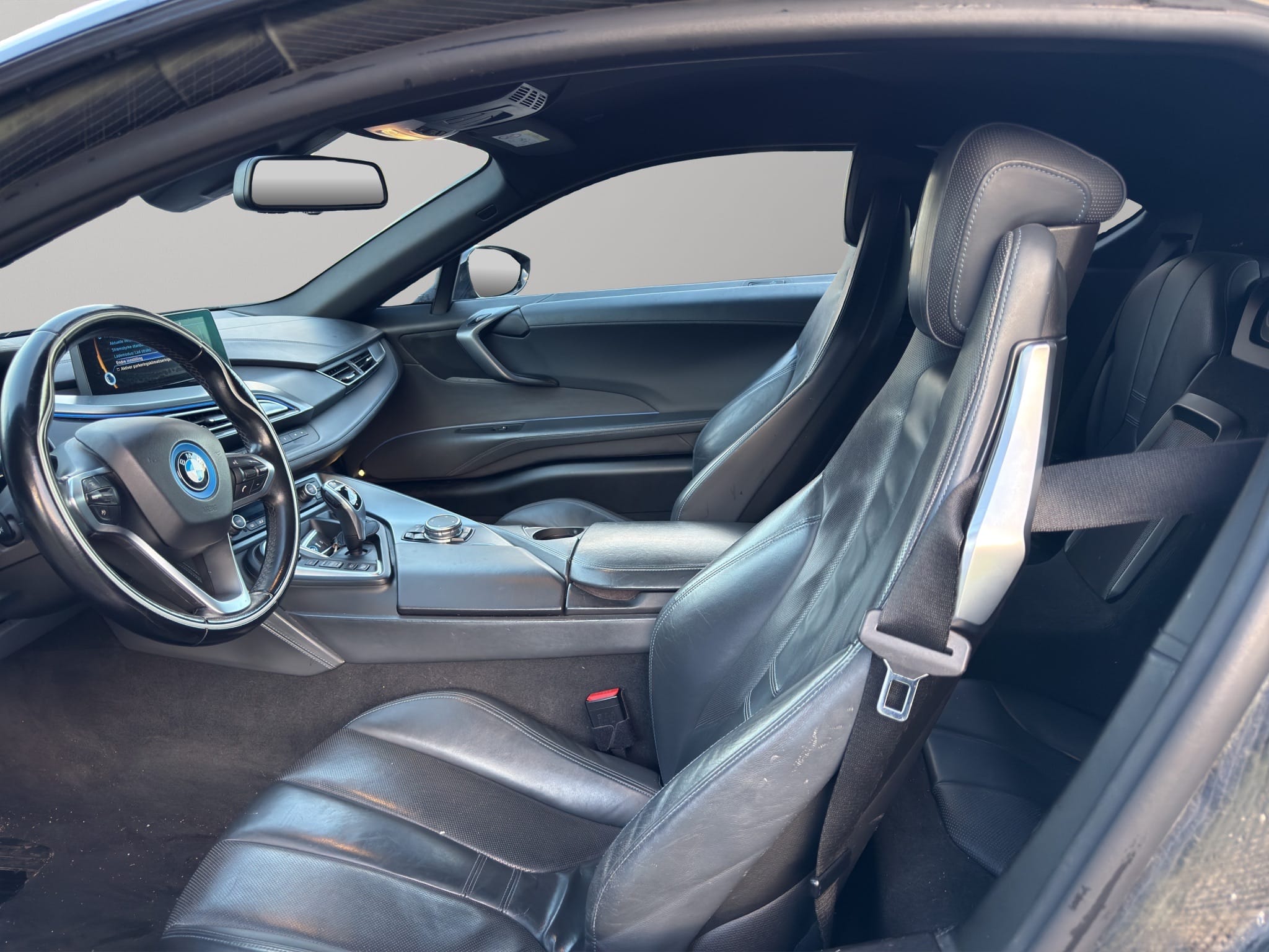 BMW i8 med Cruisekontroll