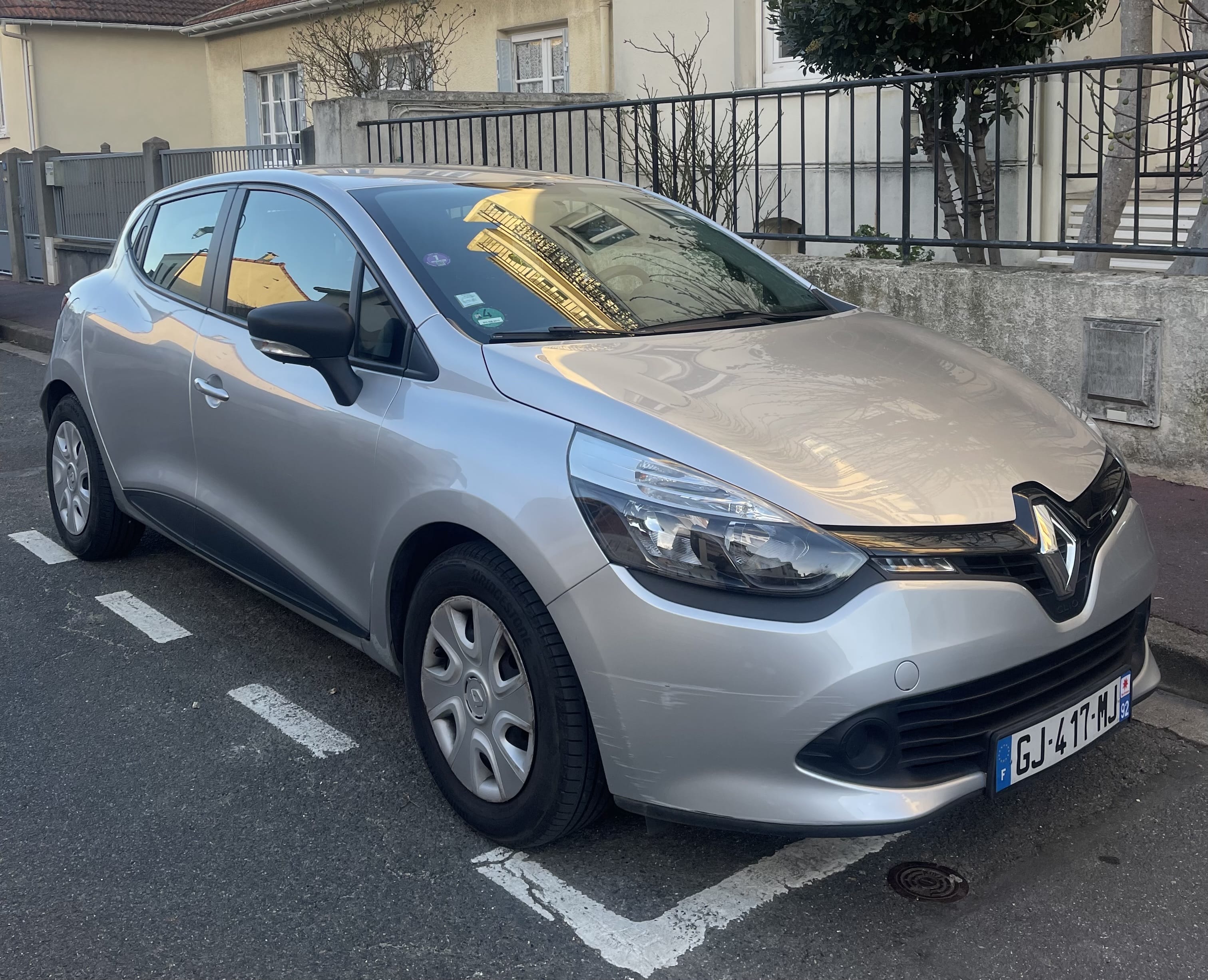 Renault Clio avec Climatisation