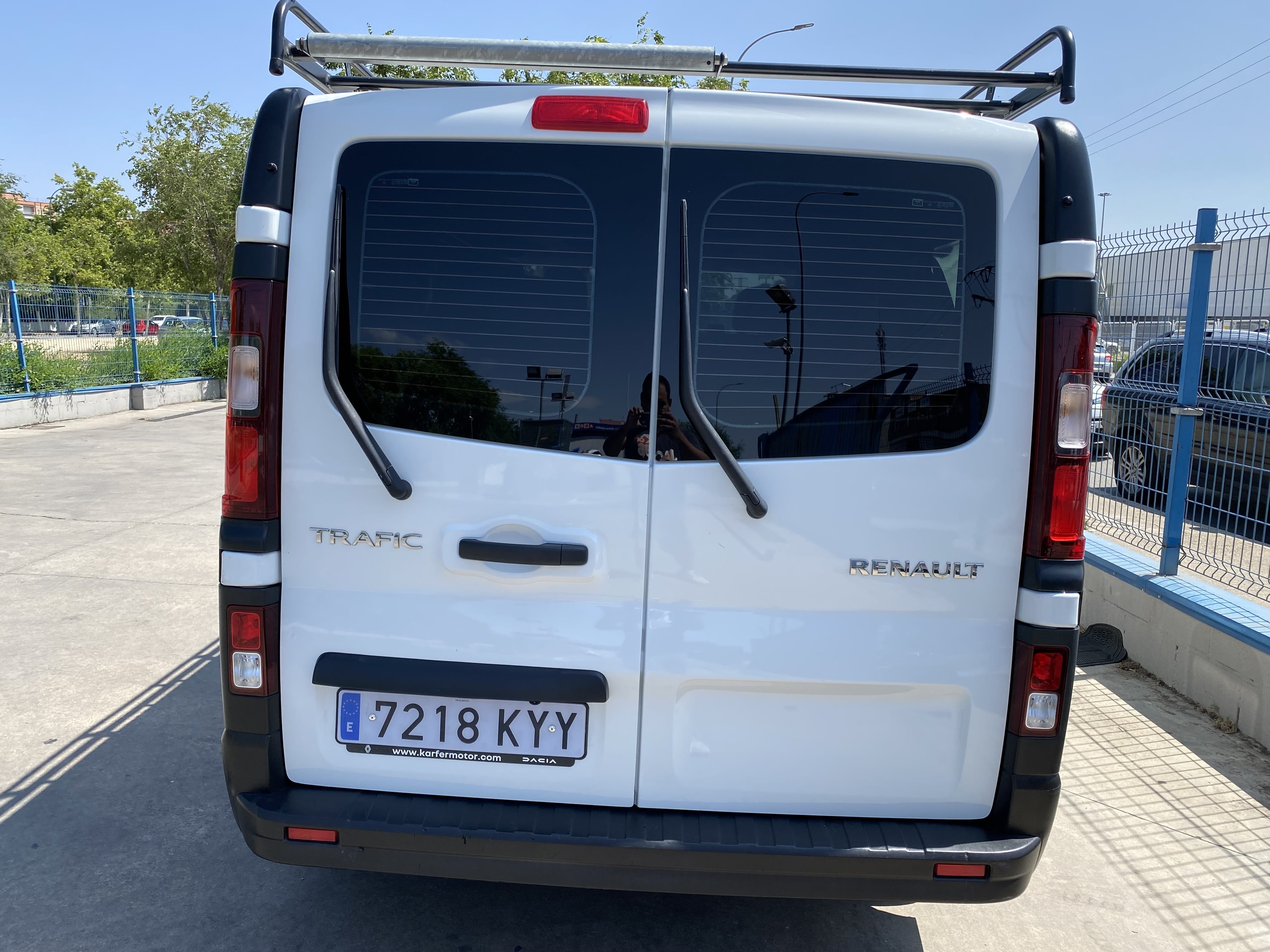 Renault Trafic Passenger con GPS