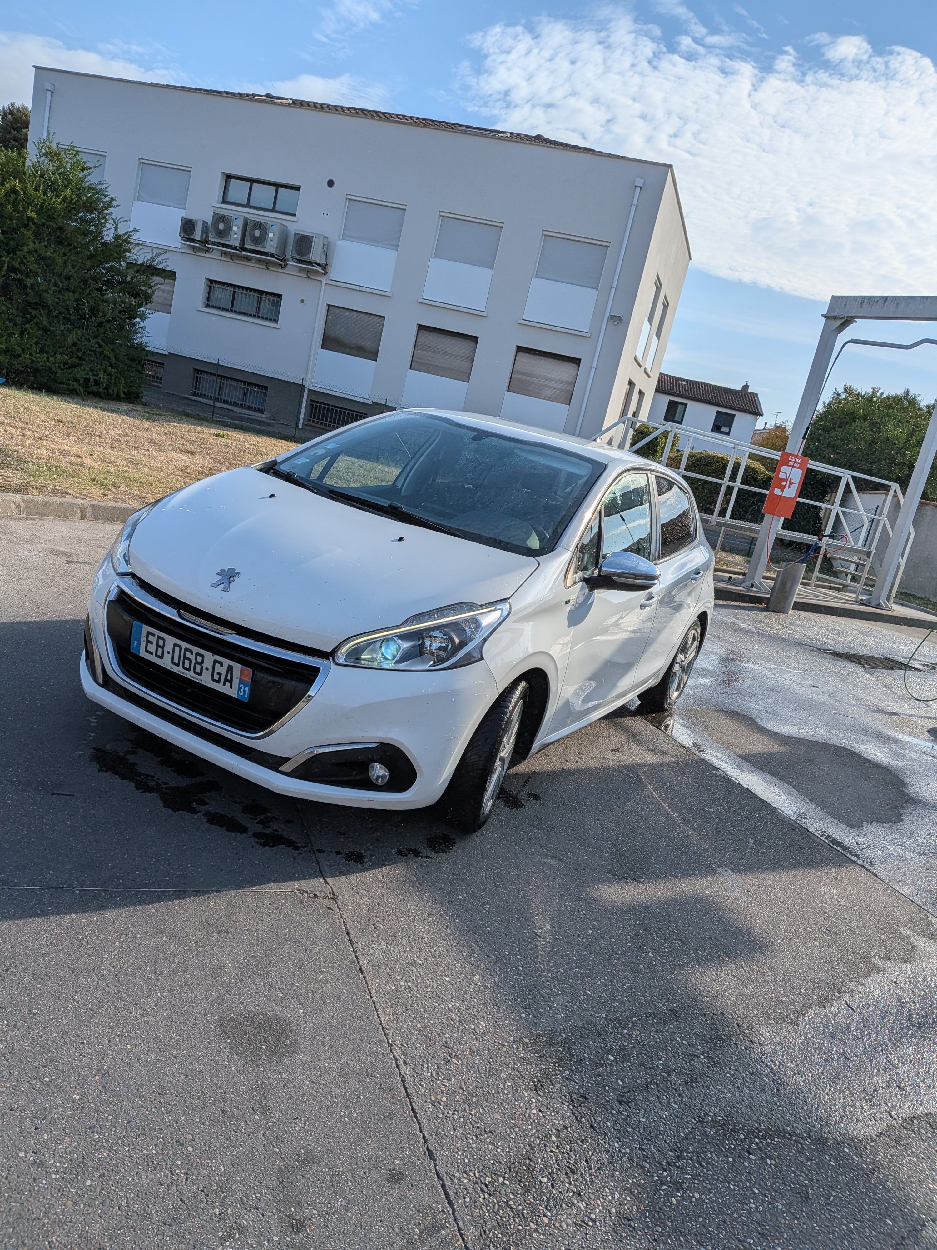 Peugeot 208, 2016, Essence 95