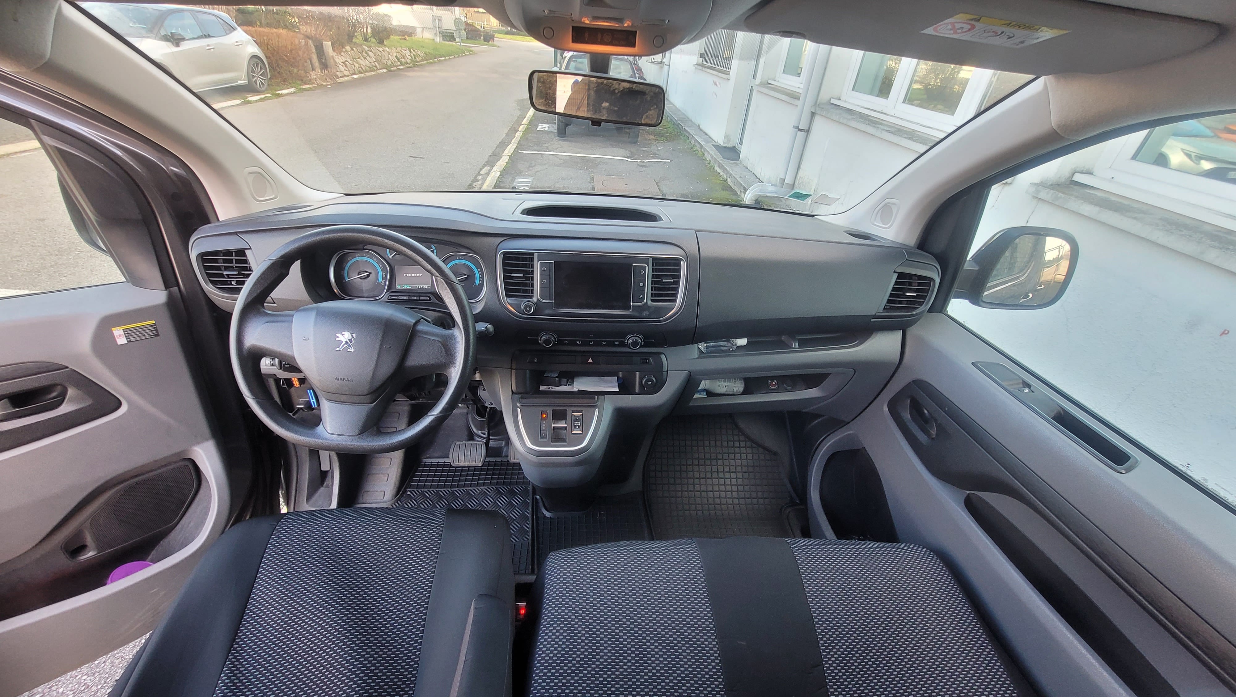 Peugeot Expert Électrique avec Audio Bluetooth