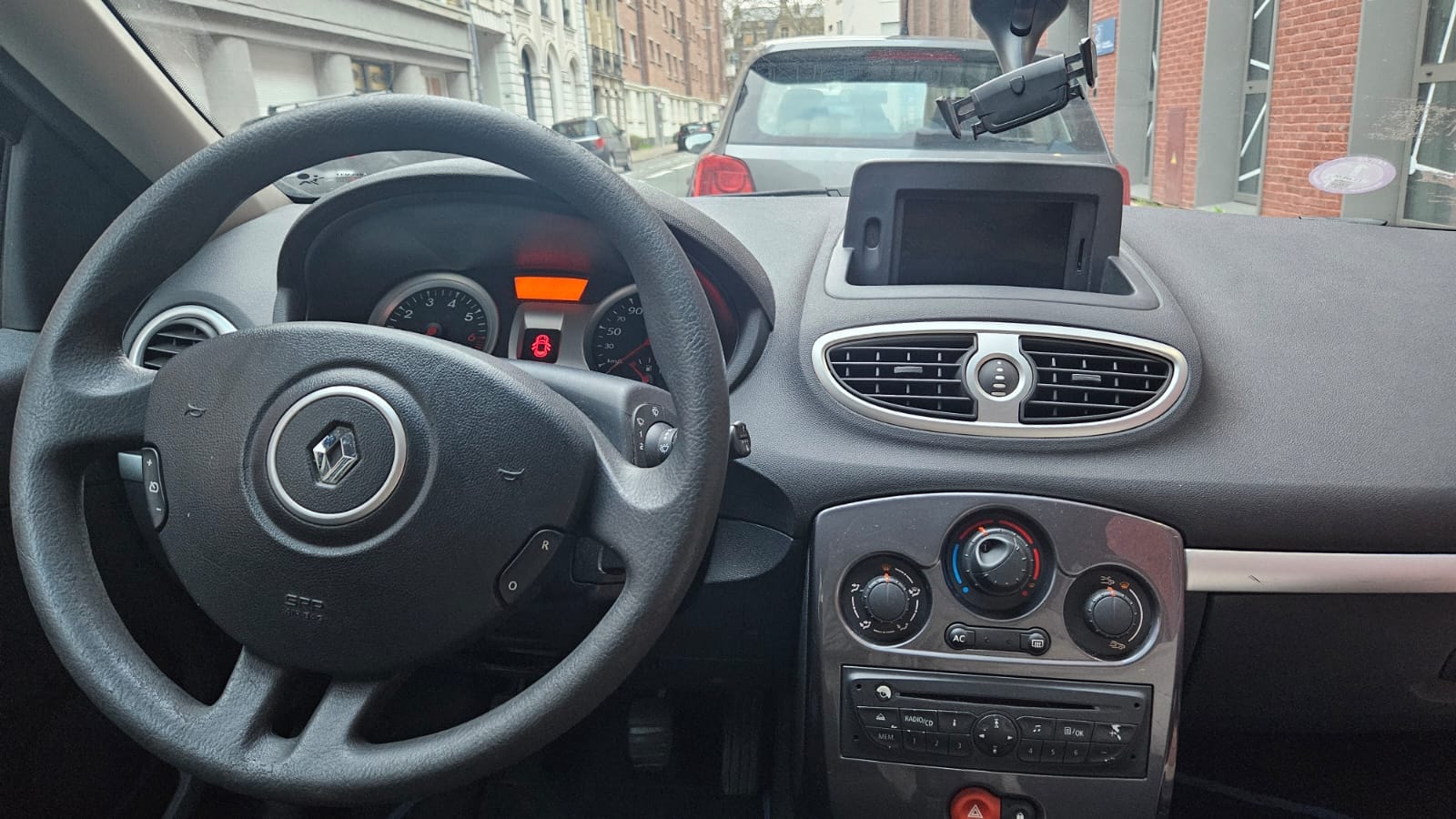 Renault Clio avec Régulateur de vitesse