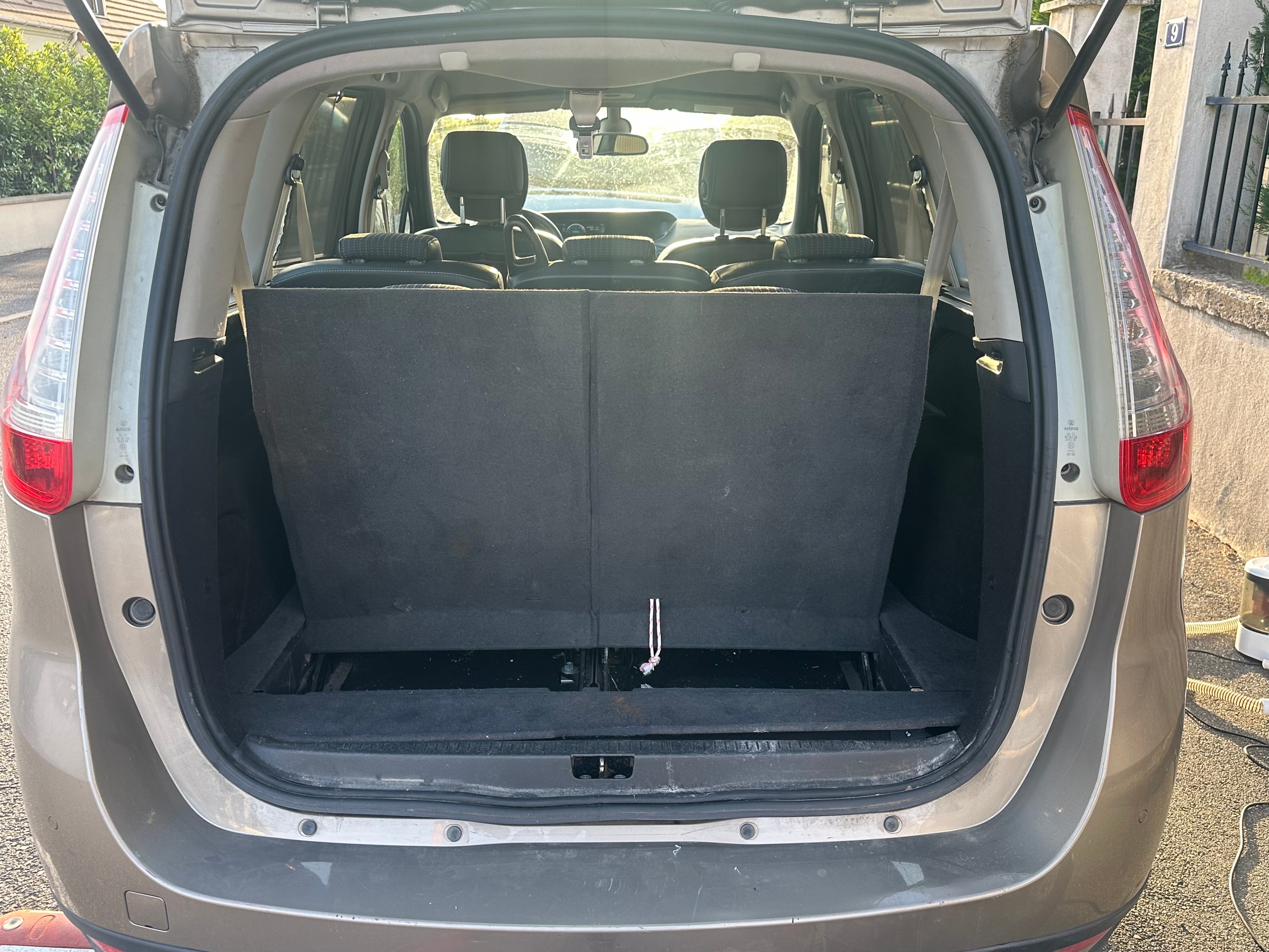 Renault Mégane Scenic avec GPS