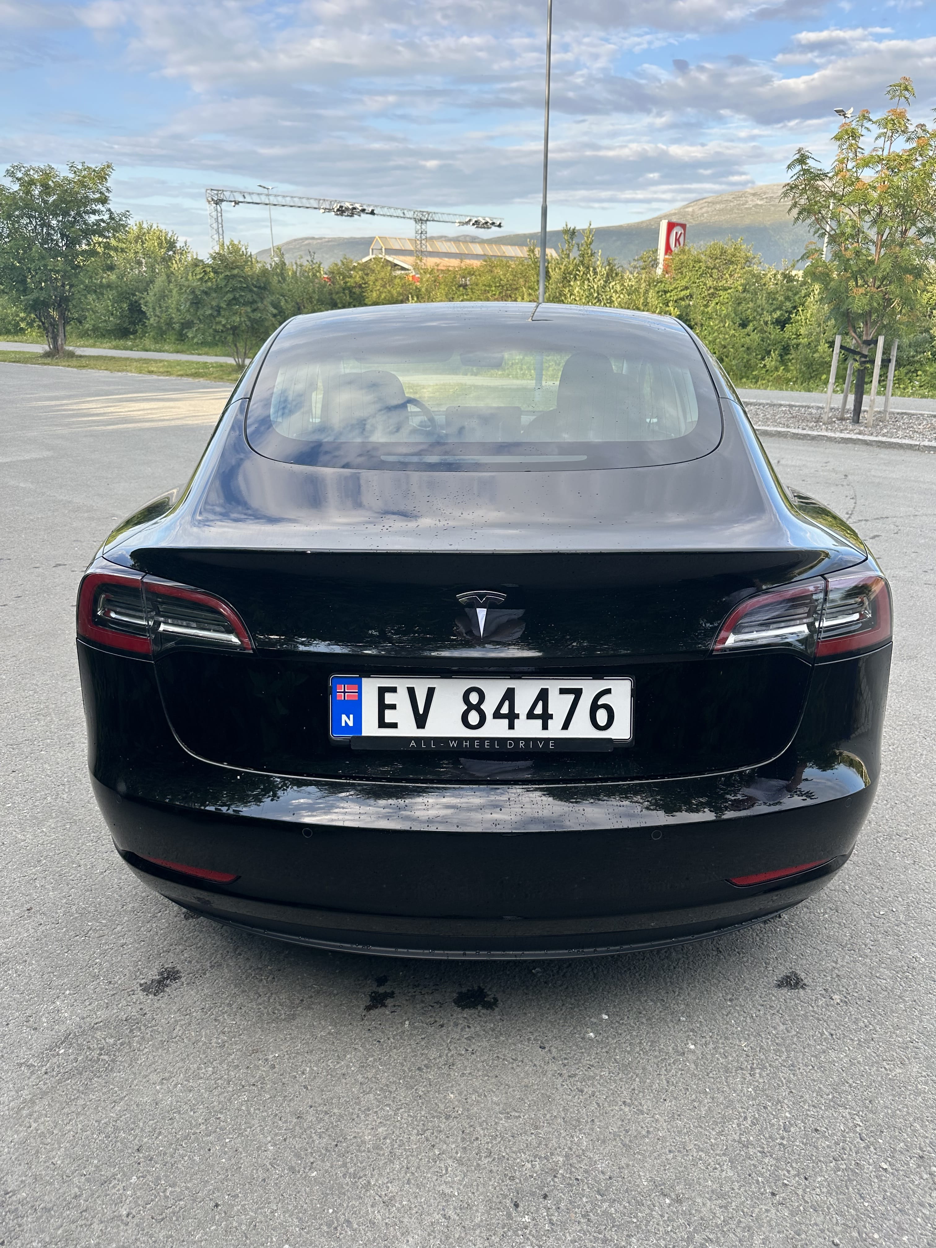 Tesla Model 3 Standard Range Plus met GPS