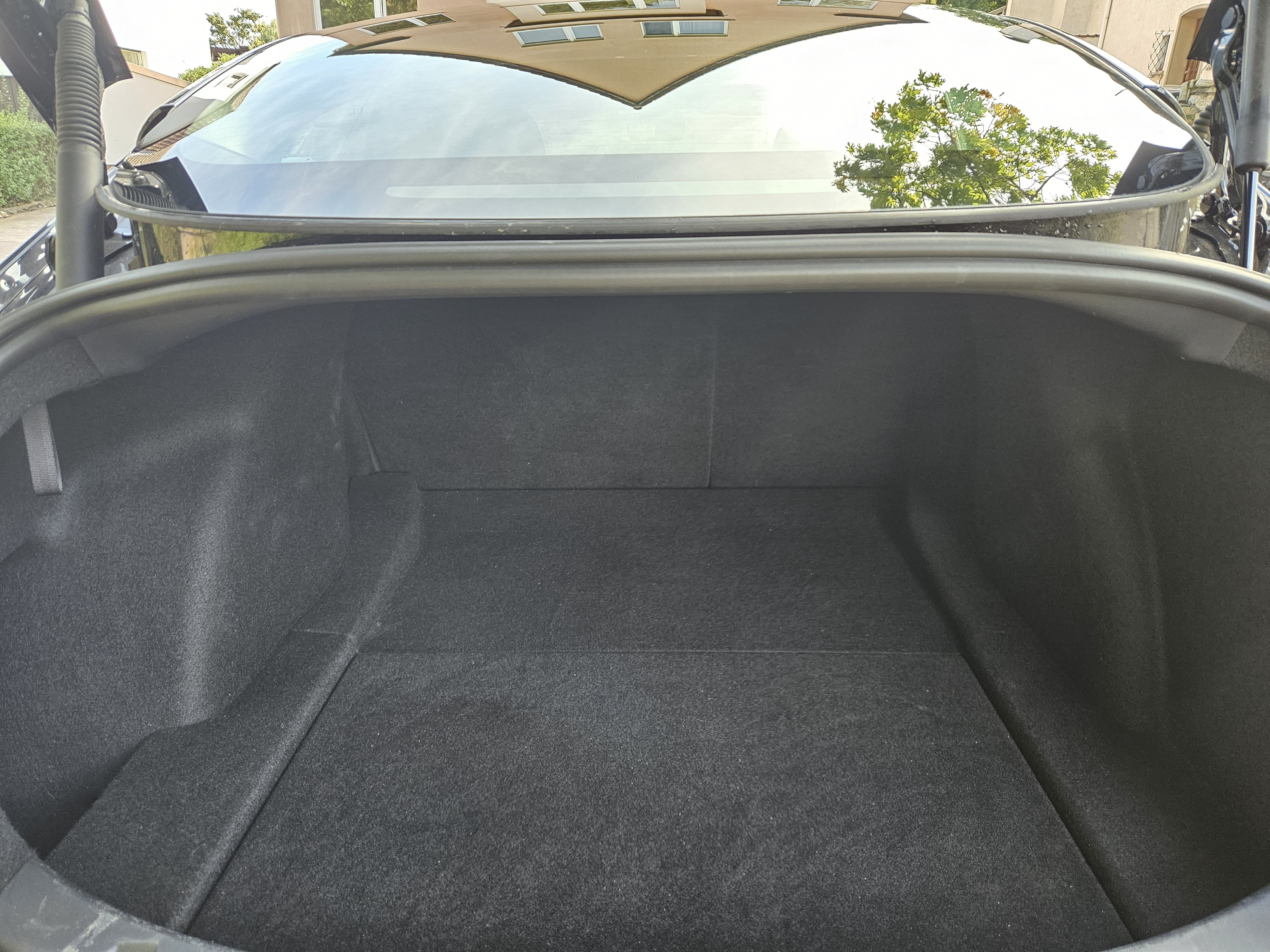 Tesla Model 3 Long Range Performance mit Dashcam