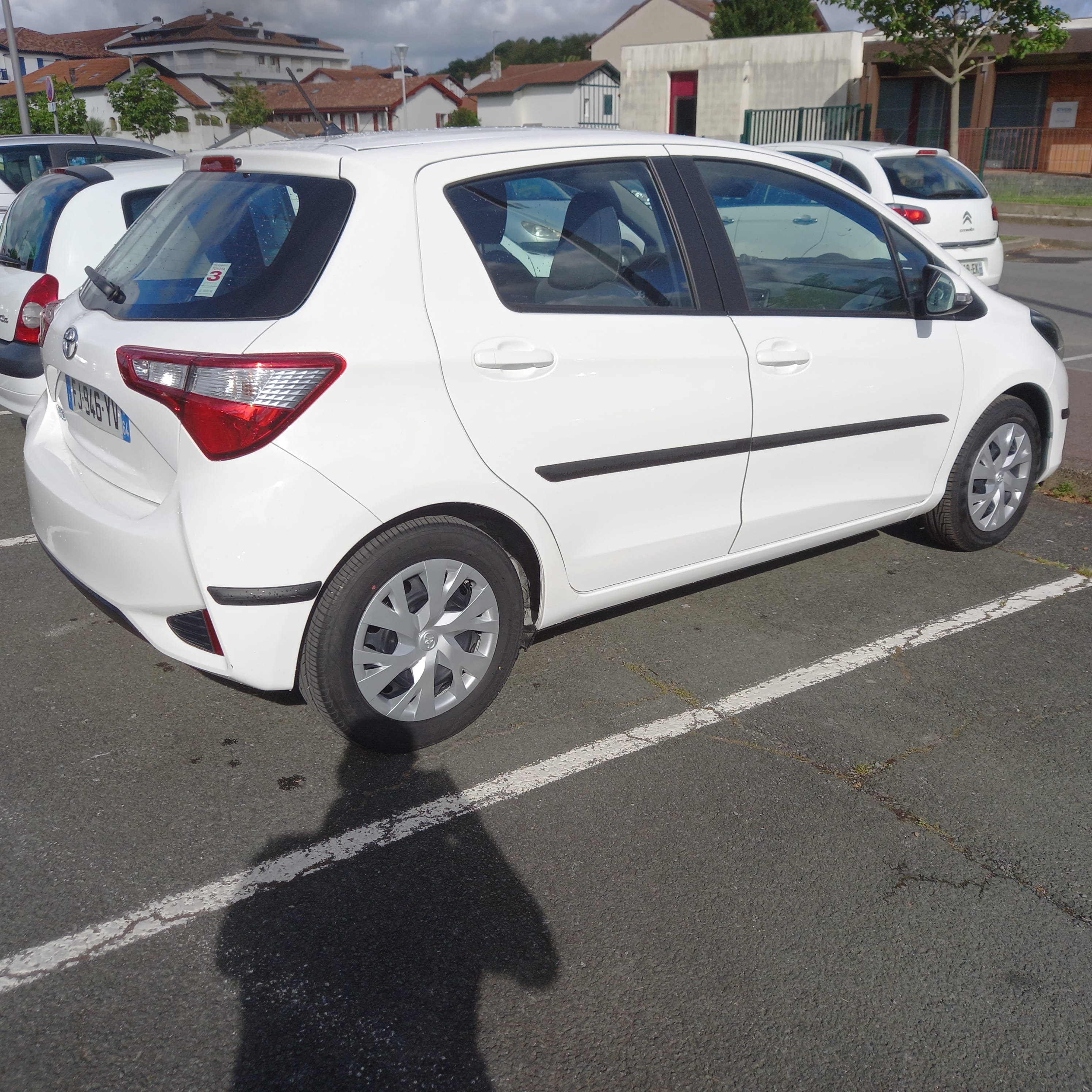 Toyota Yaris FRANCE 1.0 VVTI 72 CH avec Siège bébé